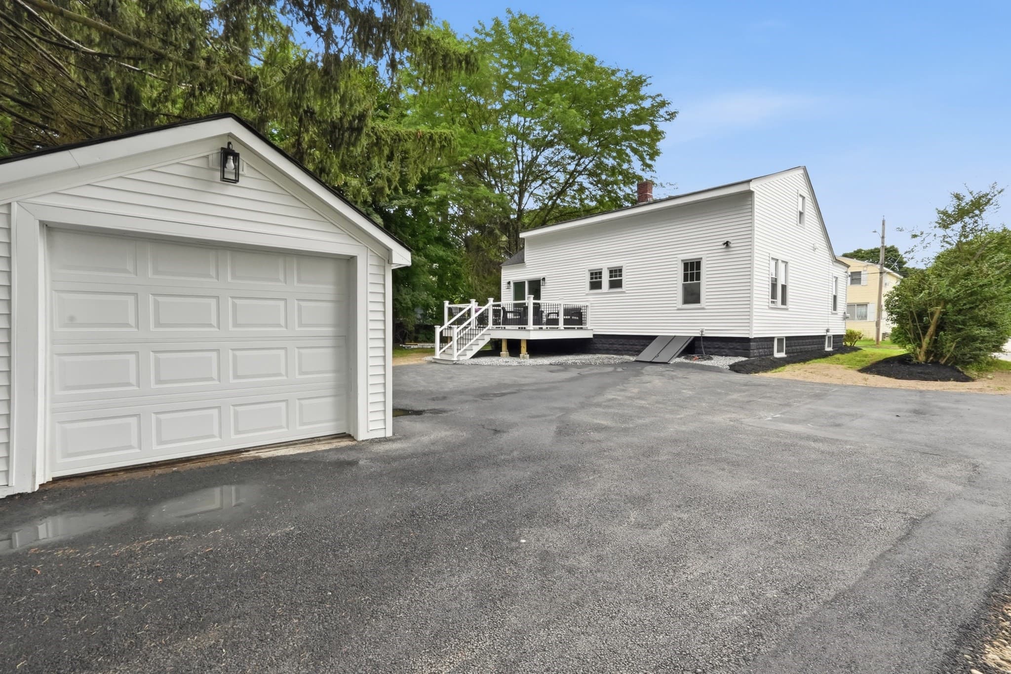 Single Family Residence at 28 Southold Rd, Worcester MA 01607, Worcester, photo 40 of 42