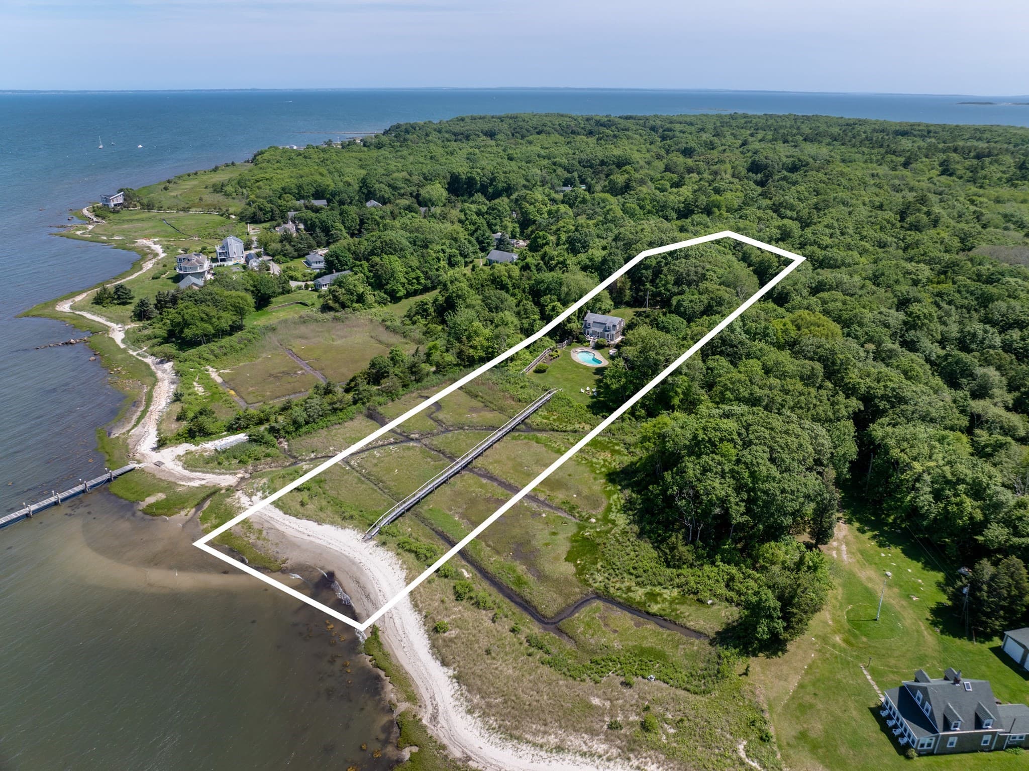 13 Harbor Acres Ln, Mattapoisett MA 02739