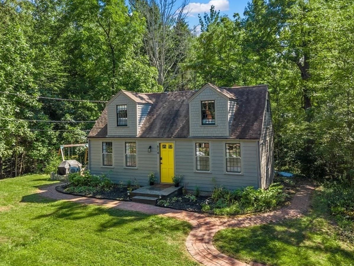 614 Grove Street, Norwell MA 02061