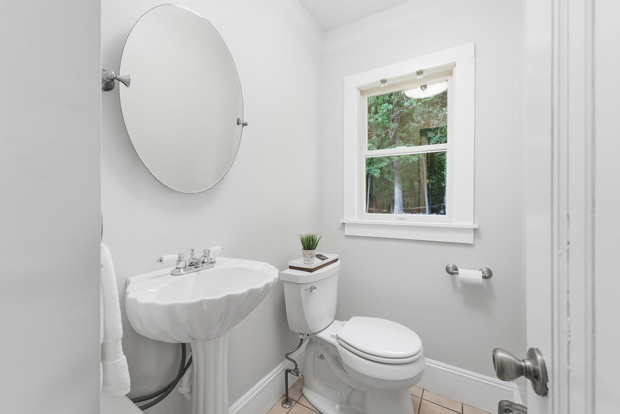 Single Family Residence at 130 Westmoreland Ave, Longmeadow MA 01106, Longmeadow, photo 16 of 42