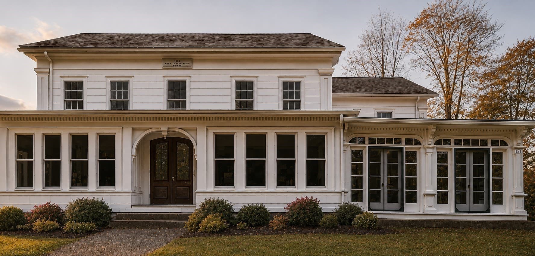 15 W Main St, Upton MA 01568