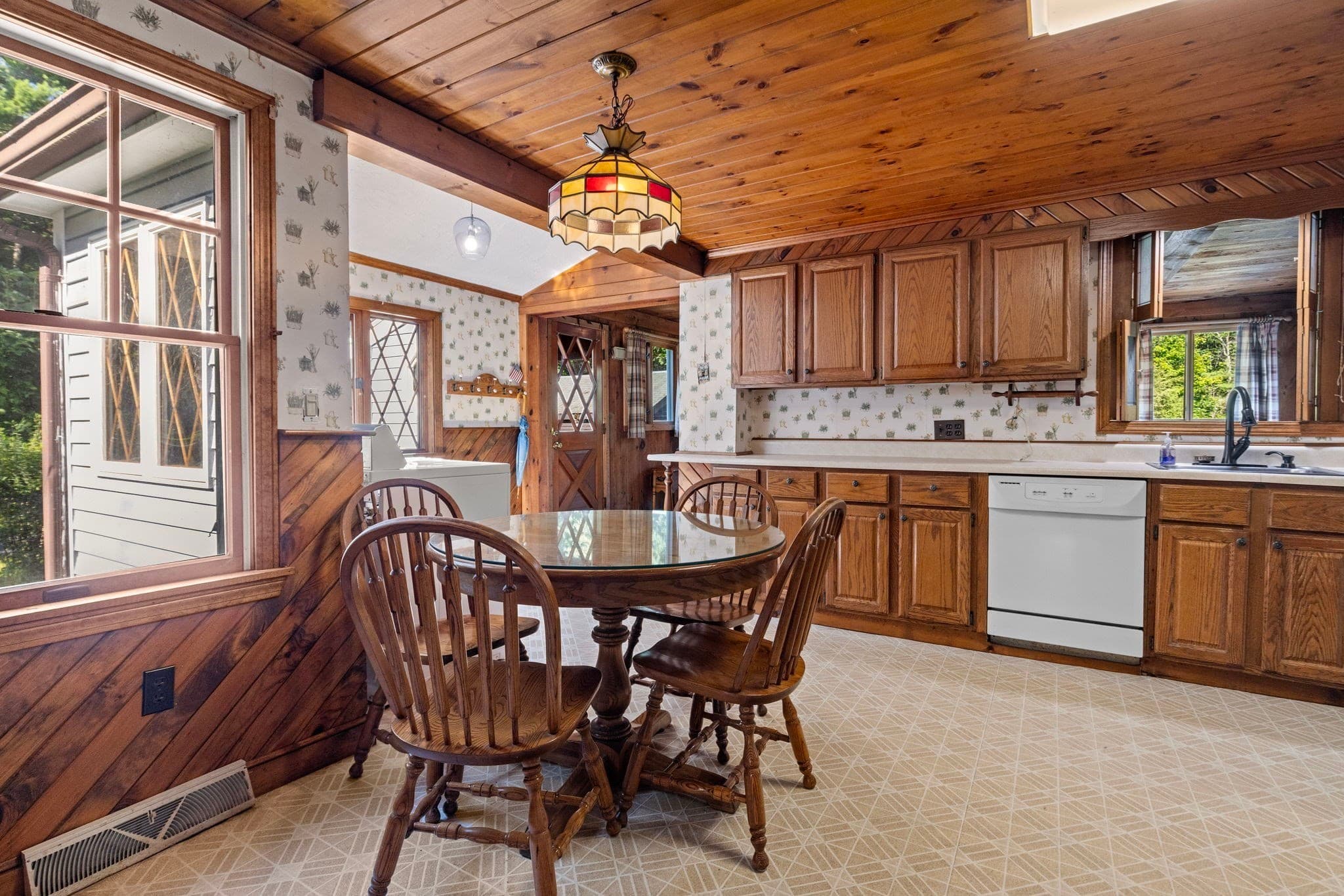 Single Family Residence at 175 Berry St, Wrentham MA 02093, Wrentham, photo 6 of 40