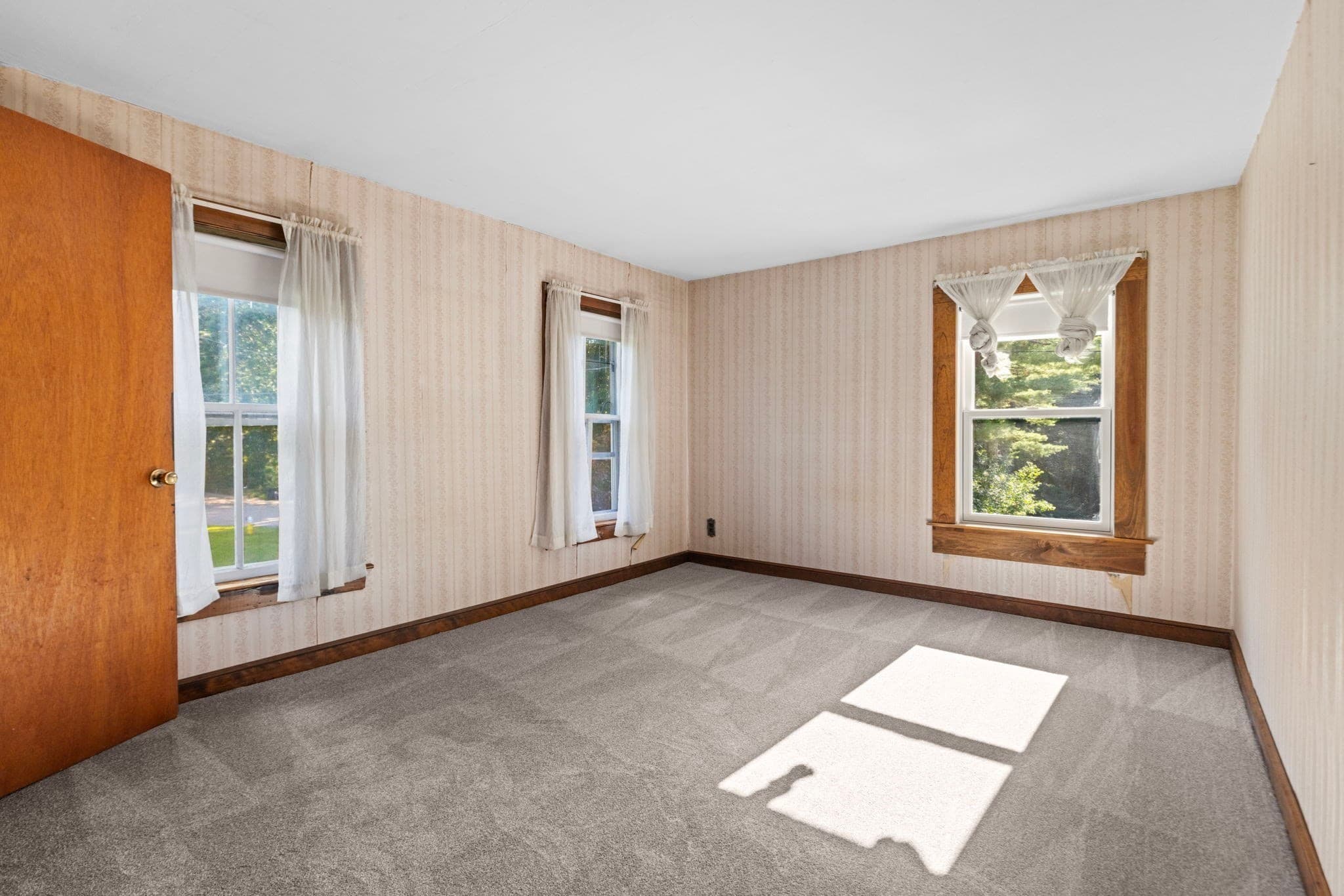 Single Family Residence at 175 Berry St, Wrentham MA 02093, Wrentham, photo 24 of 40