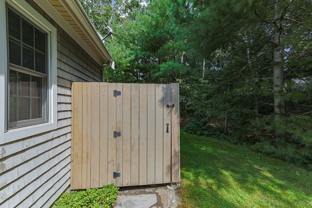 Single Family Residence at 75 Jobys Ln, Barnstable MA 02655, Barnstable, photo 27 of 28