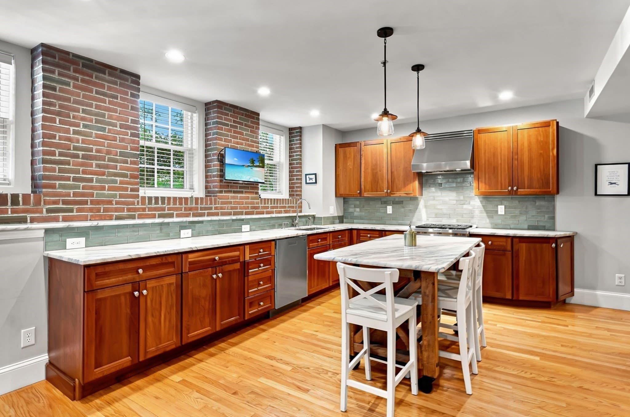 Condominium at 221 Worcester Lane # 6, Waltham MA 02451, photo 6 of 34