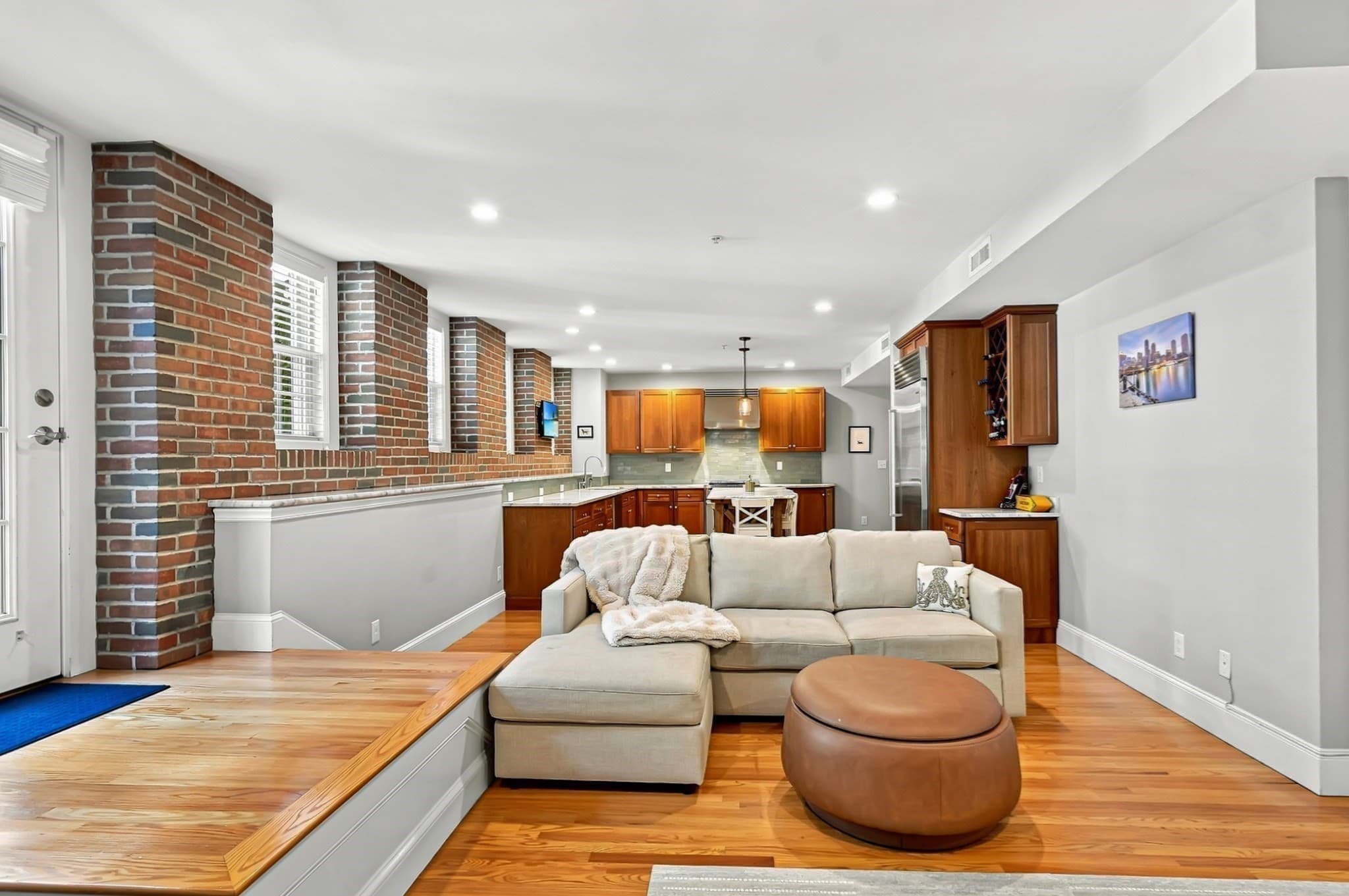 Condominium at 221 Worcester Lane # 6, Waltham MA 02451, photo 13 of 34