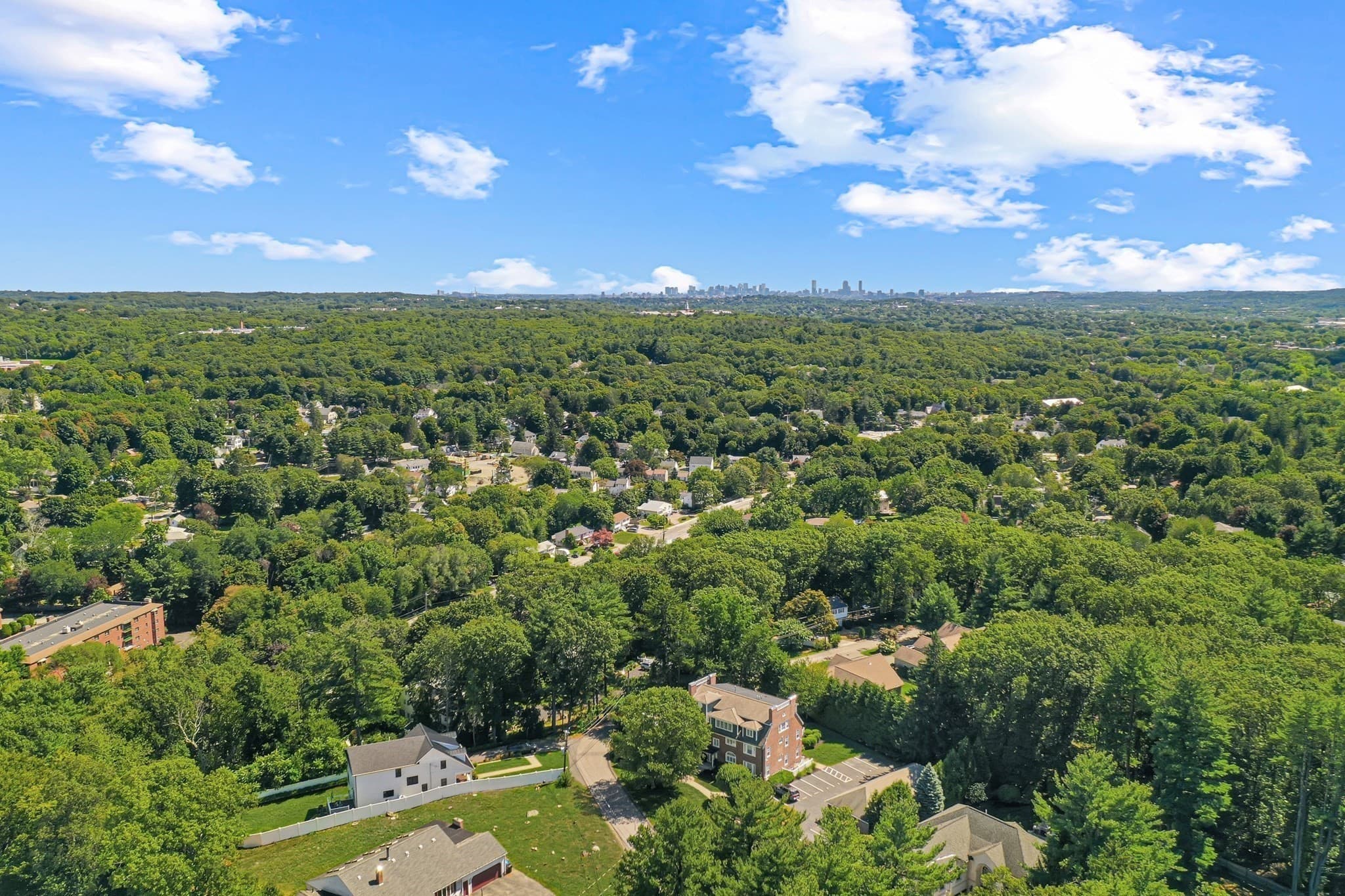 Condominium at 221 Worcester Lane # 6, Waltham MA 02451, photo 3 of 34