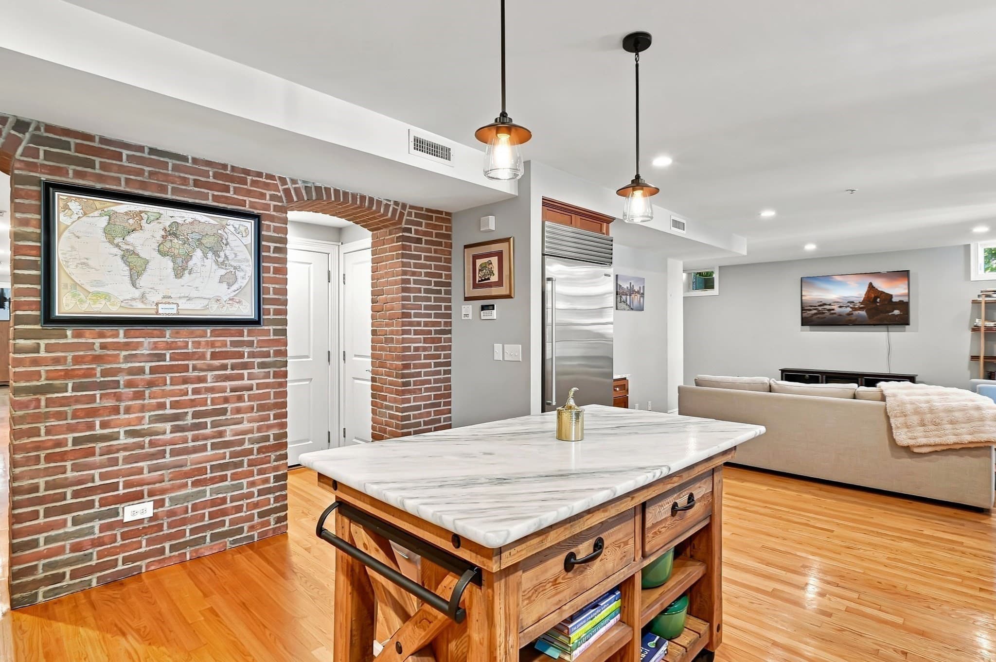 Condominium at 221 Worcester Lane # 6, Waltham MA 02451, photo 10 of 34