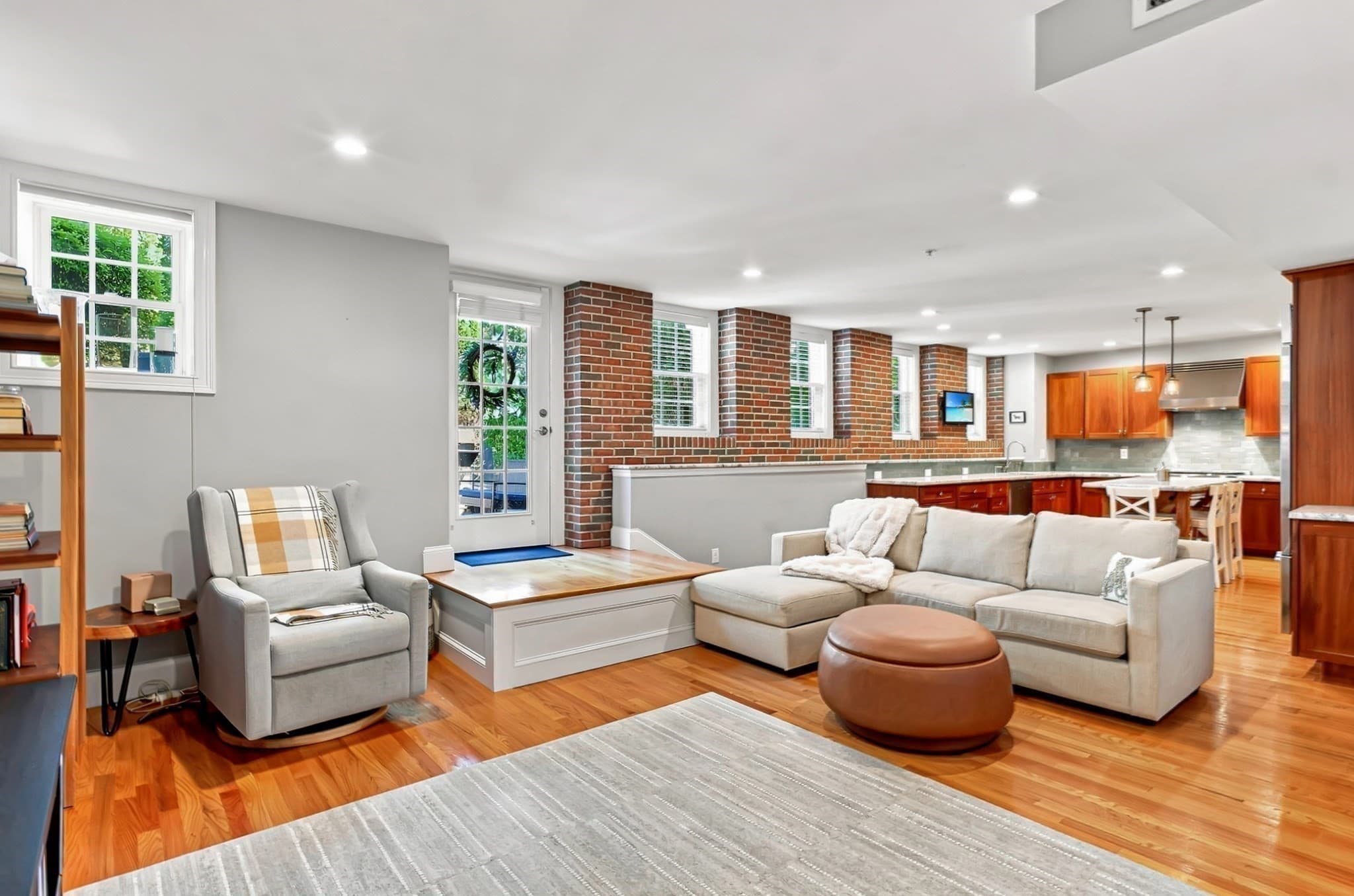 Condominium at 221 Worcester Lane # 6, Waltham MA 02451, photo 14 of 34