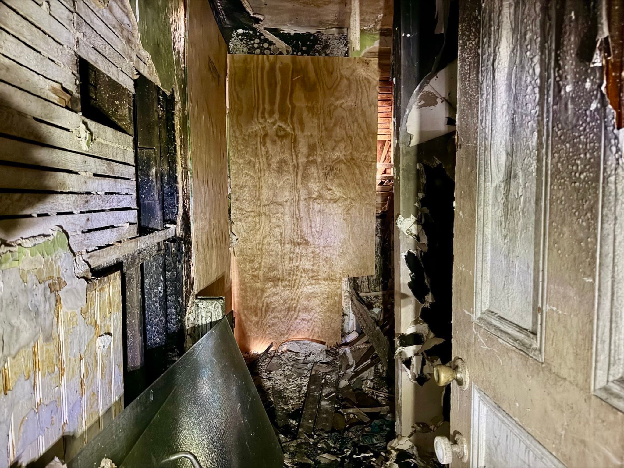 Multi Family at 171 Beech St, Holyoke MA 01040, Holyoke, photo 11 of 15