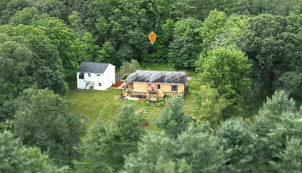 16-18 Curboy Rd, Sturbridge MA 01566
