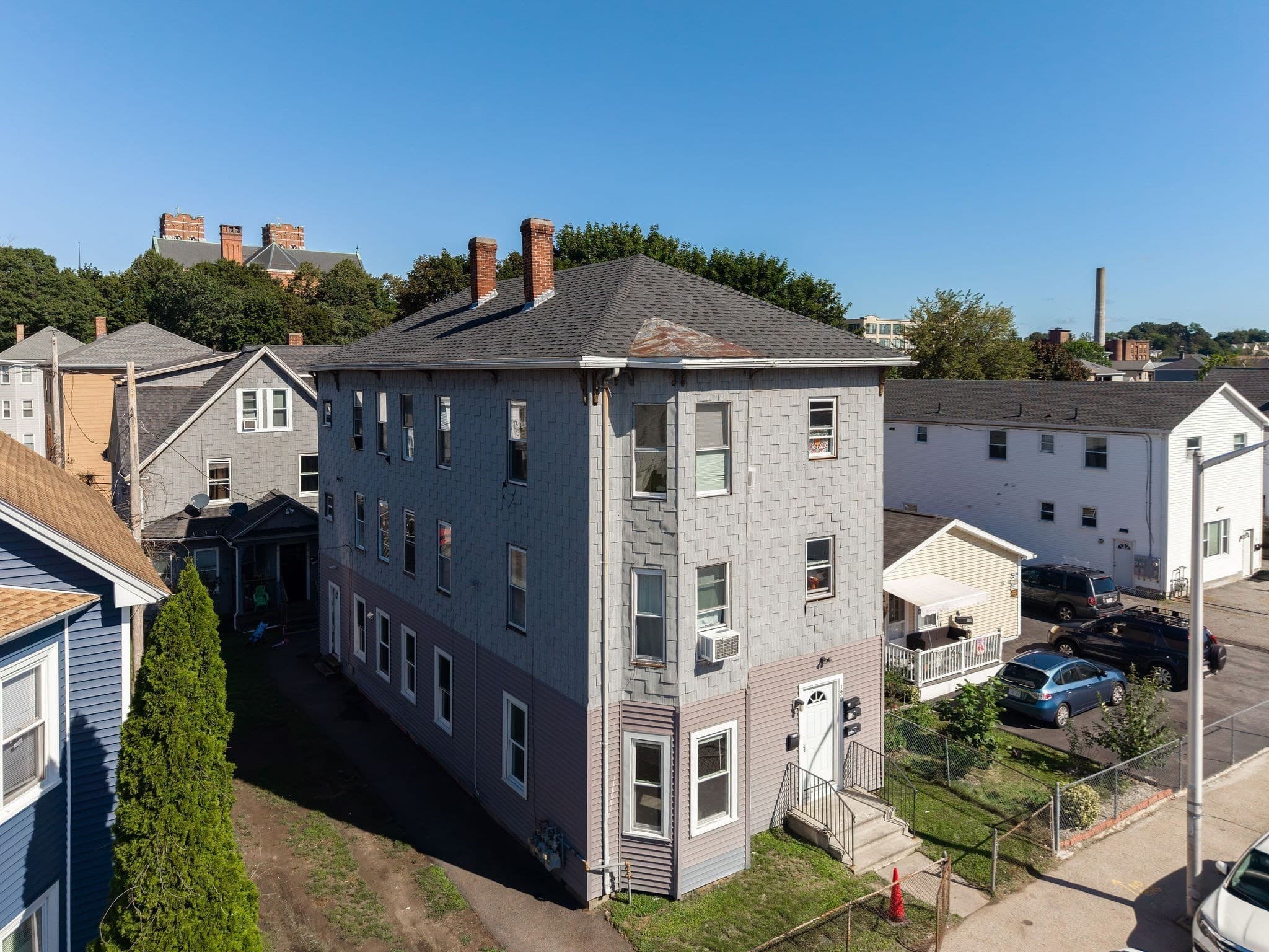 5-9 Family at 120 Southgate St, Worcester MA 01603, Worcester, photo 2 of 42