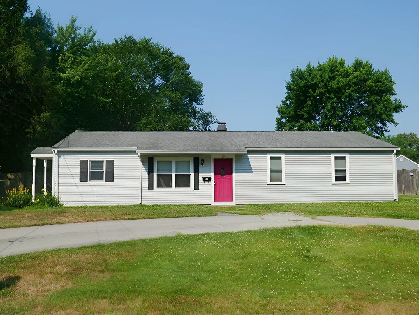 62 Homeland Dr, Whitman MA 02382