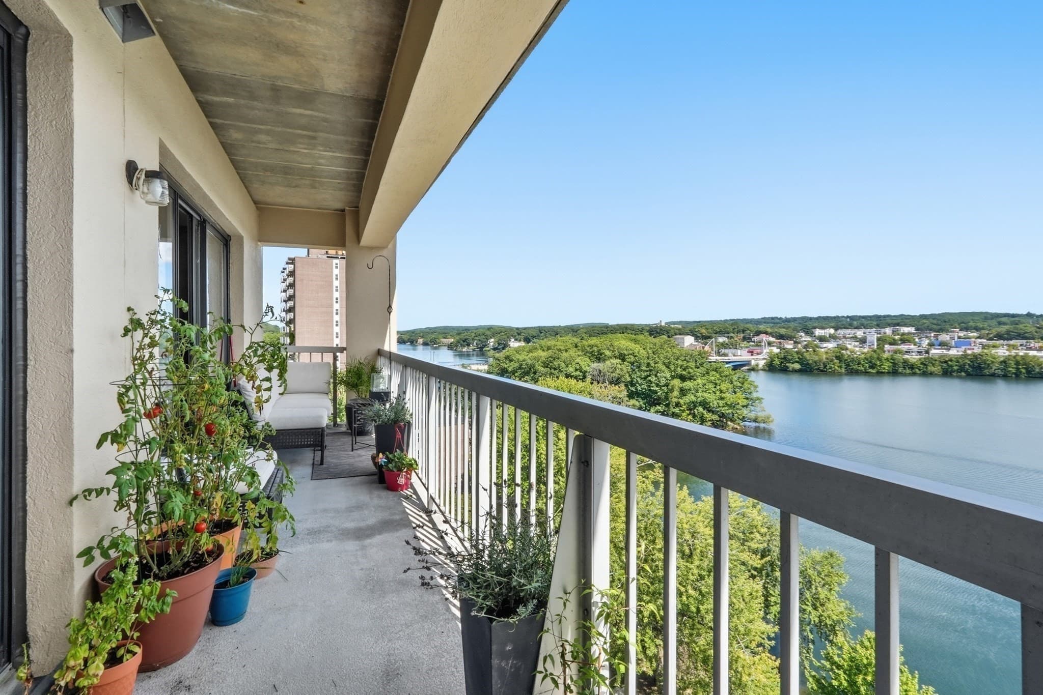 Condominium at 65 Lake Ave # 830, Worcester MA 01604, Worcester, photo 7 of 39
