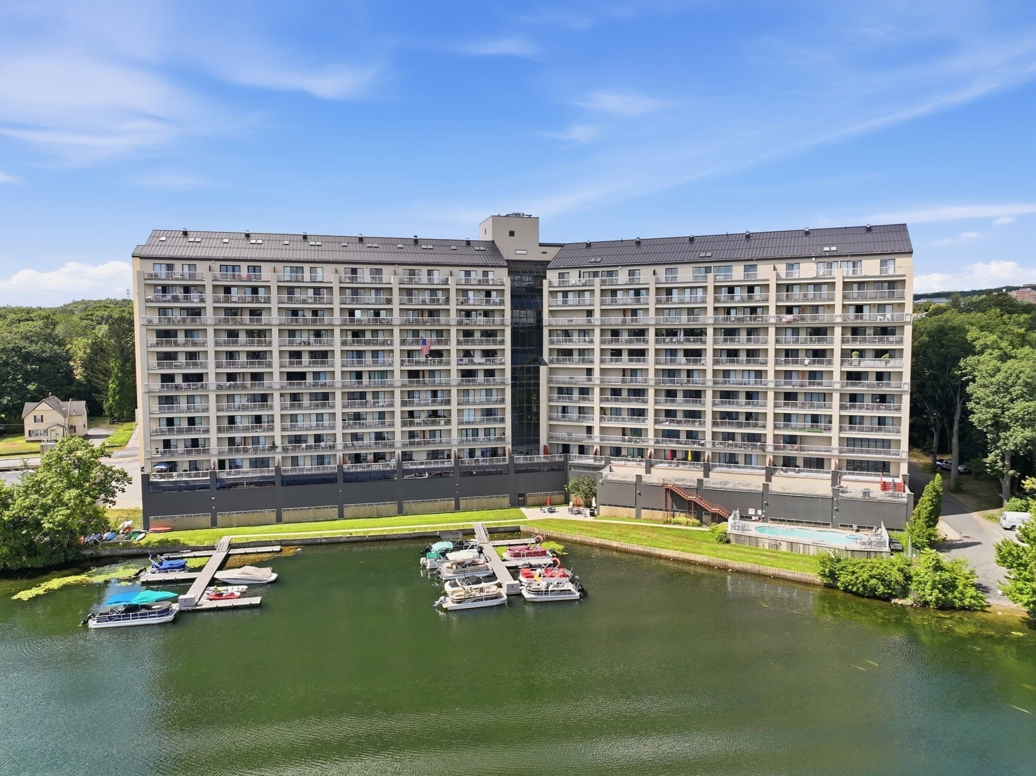 65 Lake Ave # 830, Worcester MA 01604