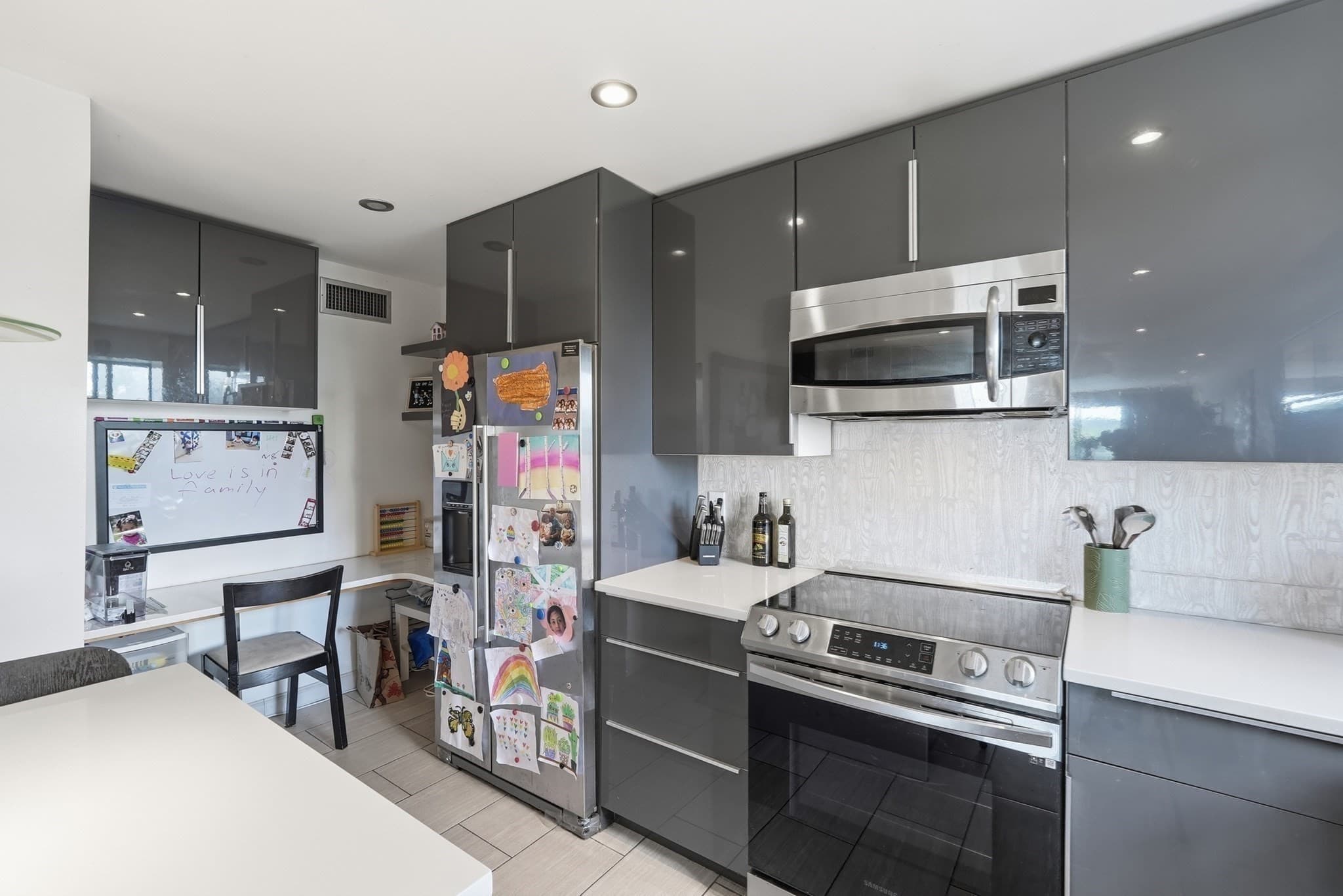 Condominium at 65 Lake Ave # 830, Worcester MA 01604, Worcester, photo 11 of 39