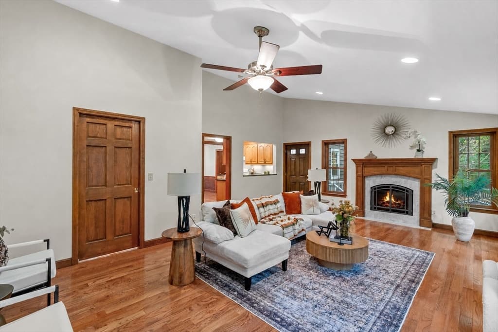 Single Family Residence at 45 Amble Road, Chelmsford MA 01824, Chelmsford, photo 4 of 33