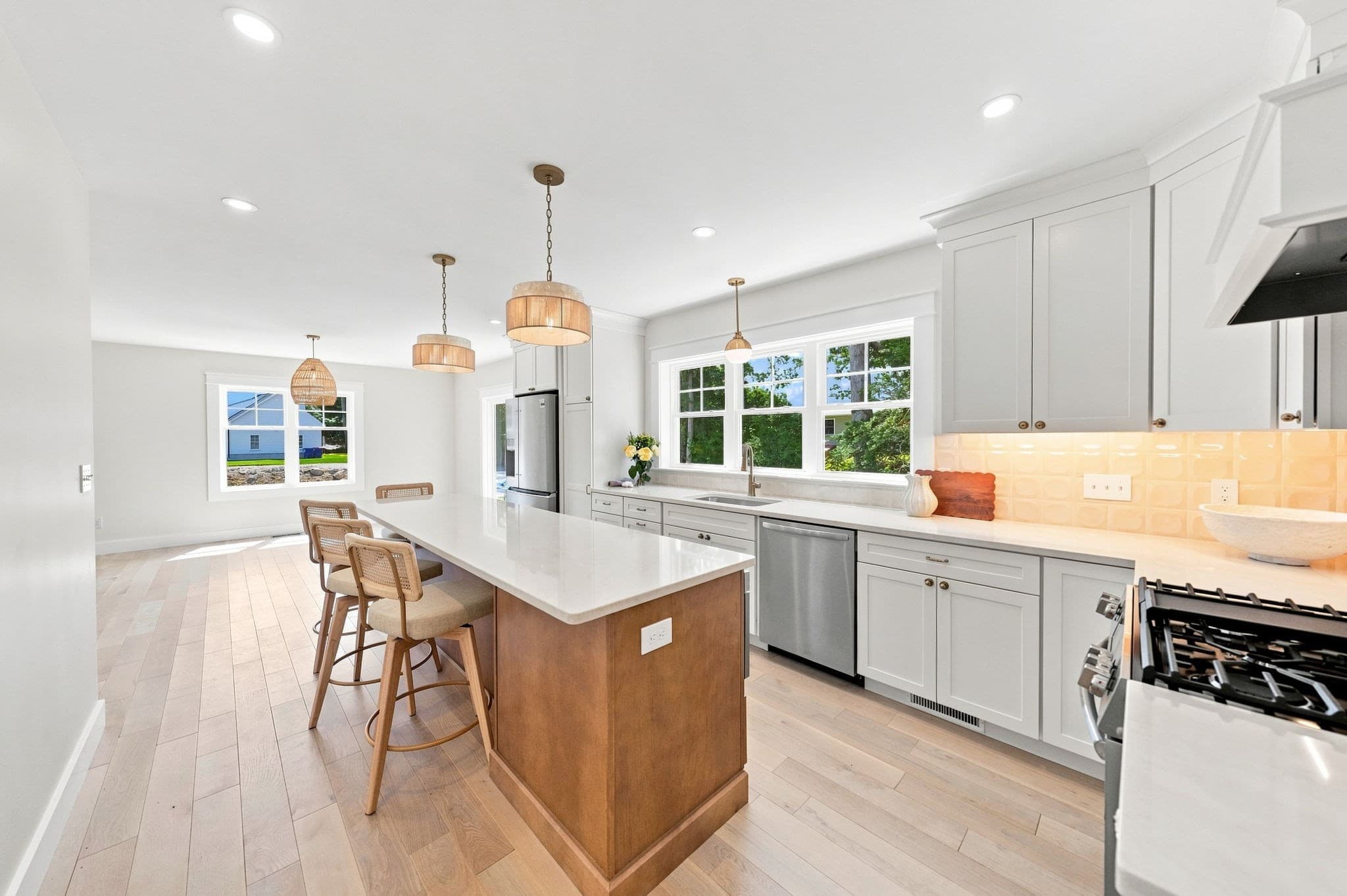 Single Family Residence at 6 Collin's Way, Fairhaven MA 02719, Fairhaven, photo 12 of 42