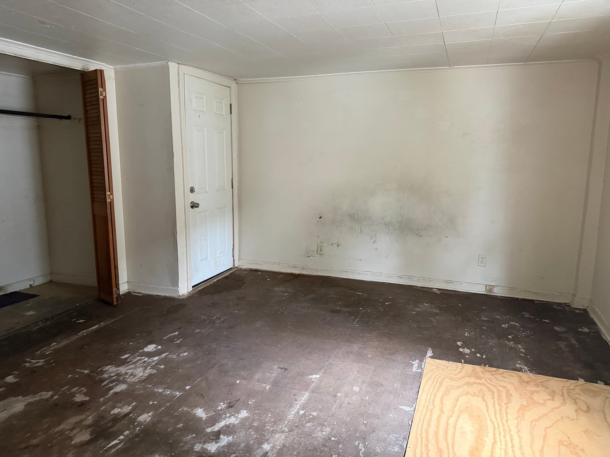 4 Family - 4 Units Up/Down at 135-137 Elm St, Southbridge MA 01550, Southbridge, photo 17 of 20