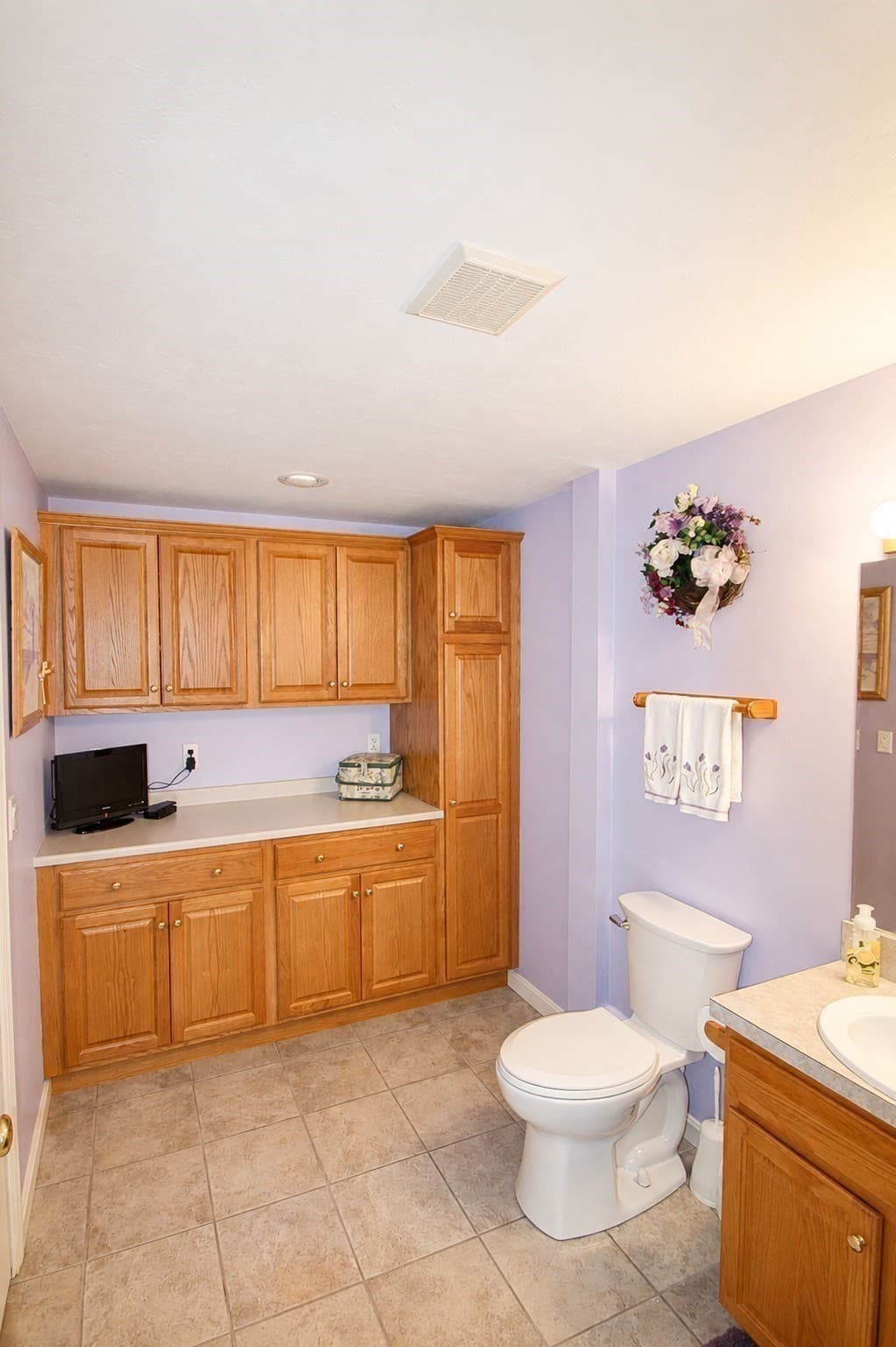 Multi Family at 10 Patriot Ln, Whitman MA 02382, photo 16 of 28