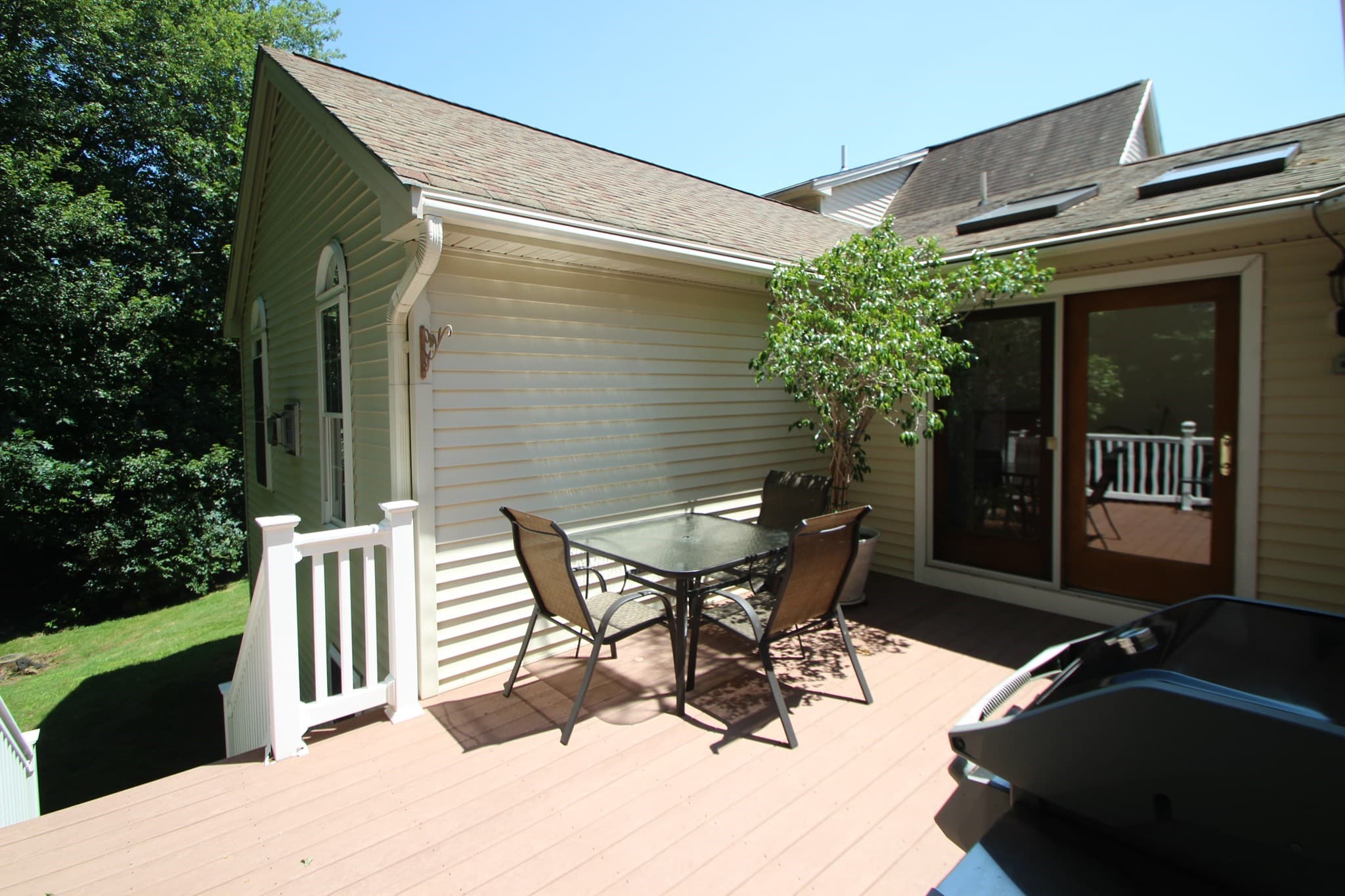 Multi Family at 10 Patriot Ln, Whitman MA 02382, photo 5 of 28