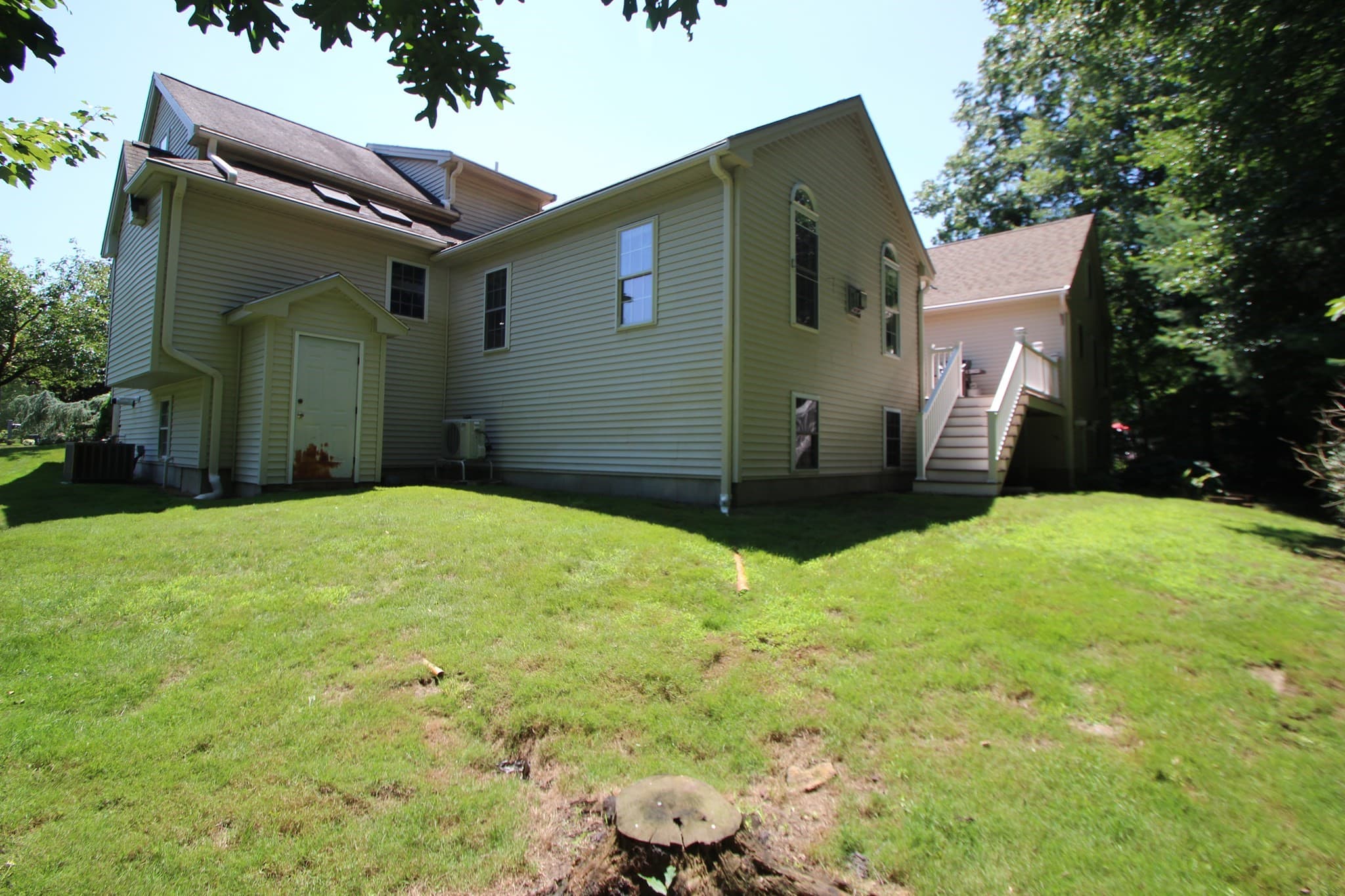 Multi Family at 10 Patriot Ln, Whitman MA 02382, photo 4 of 28