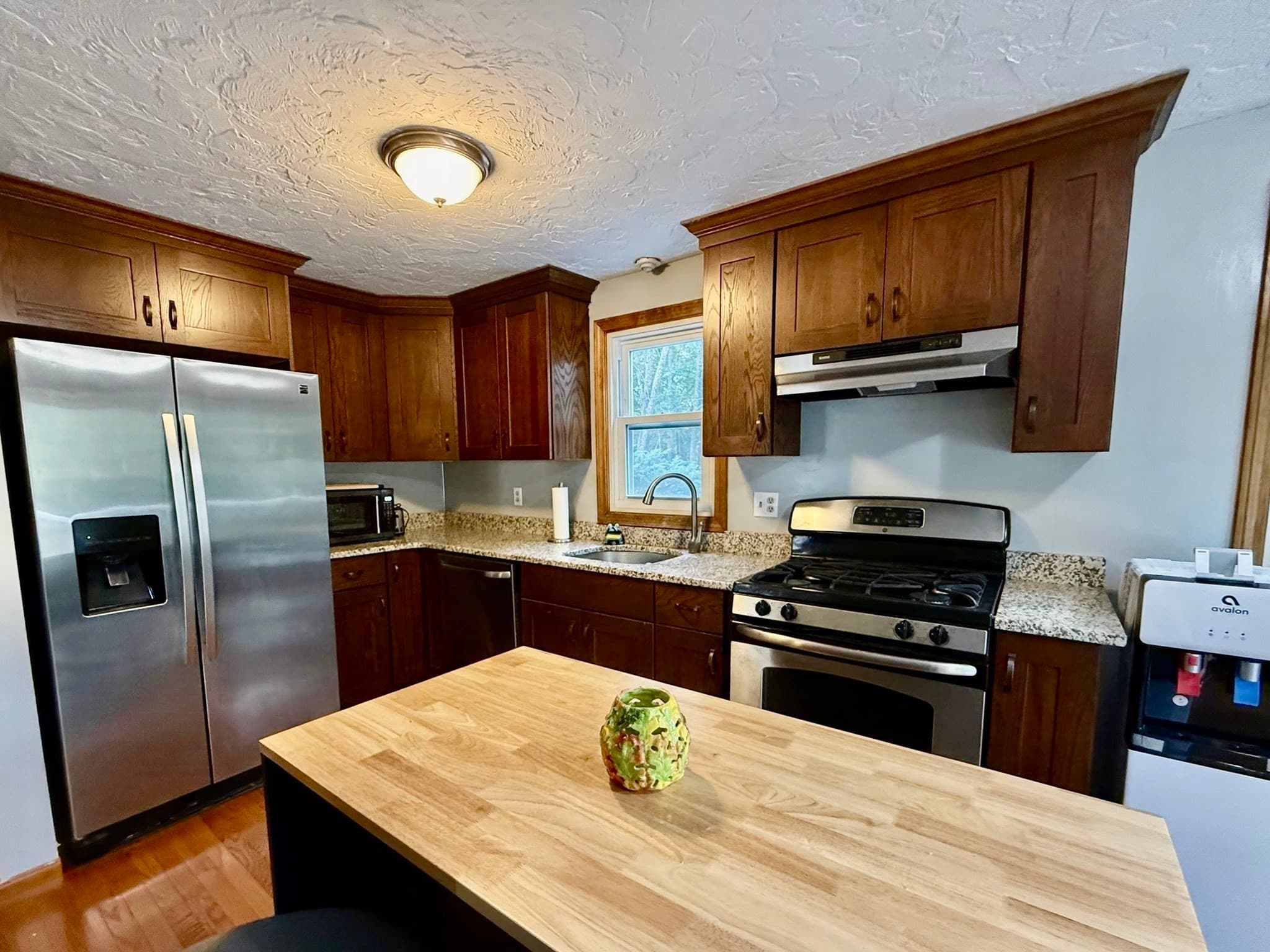 Condominium at 101 Cardinal Lane # 101, Tyngsborough MA 01879, Tyngsborough, photo 9 of 33