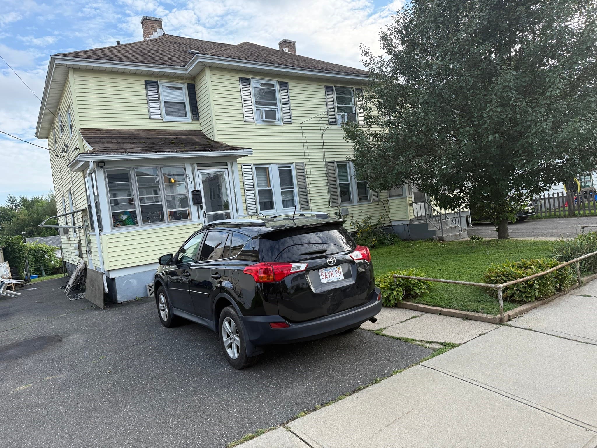 250-252 Winsor Street, Ludlow MA 01056