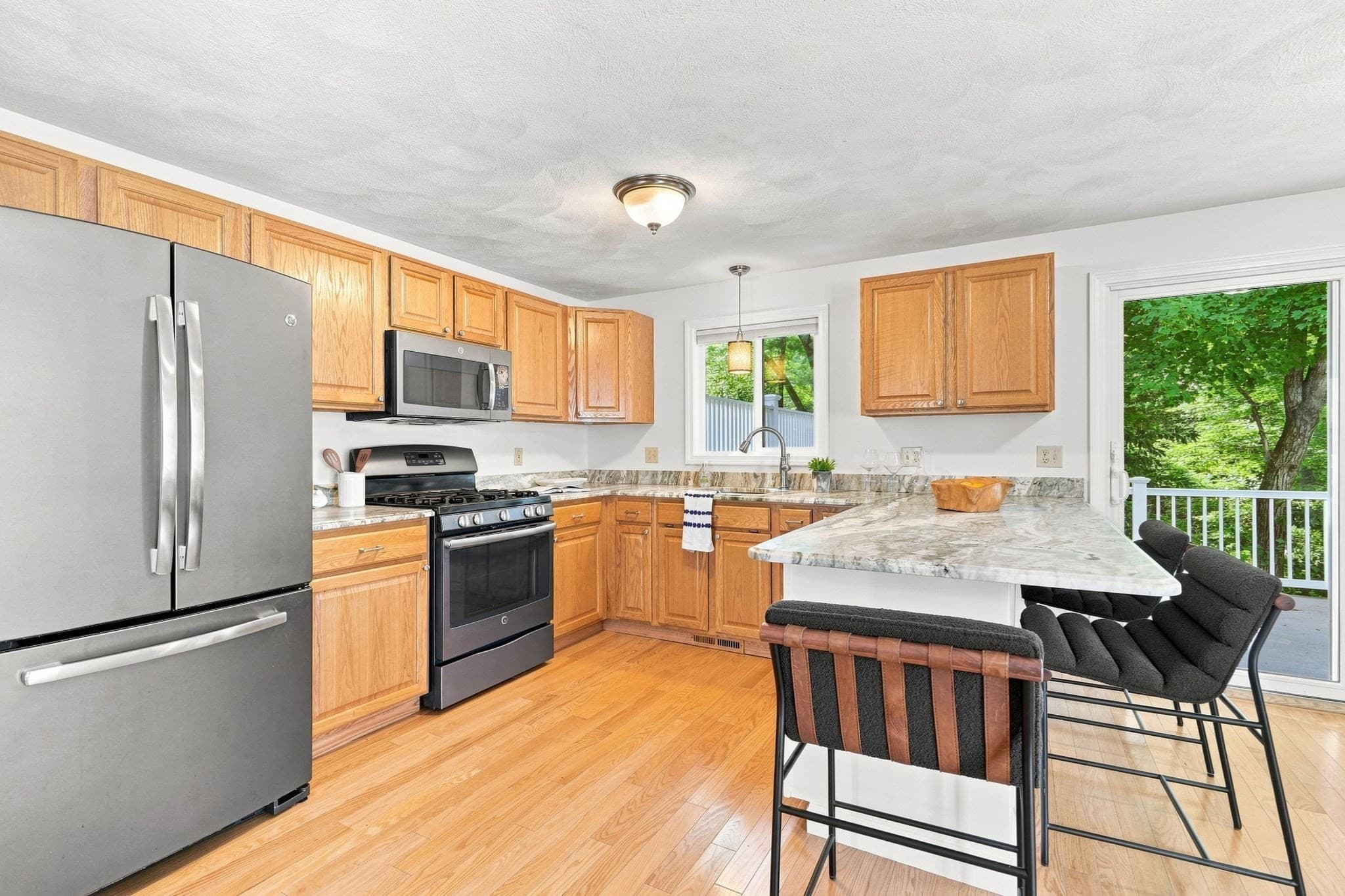 Single Family Residence at 901 Sandy Lane, Wilmington MA 01887, Wilmington, photo 6 of 26