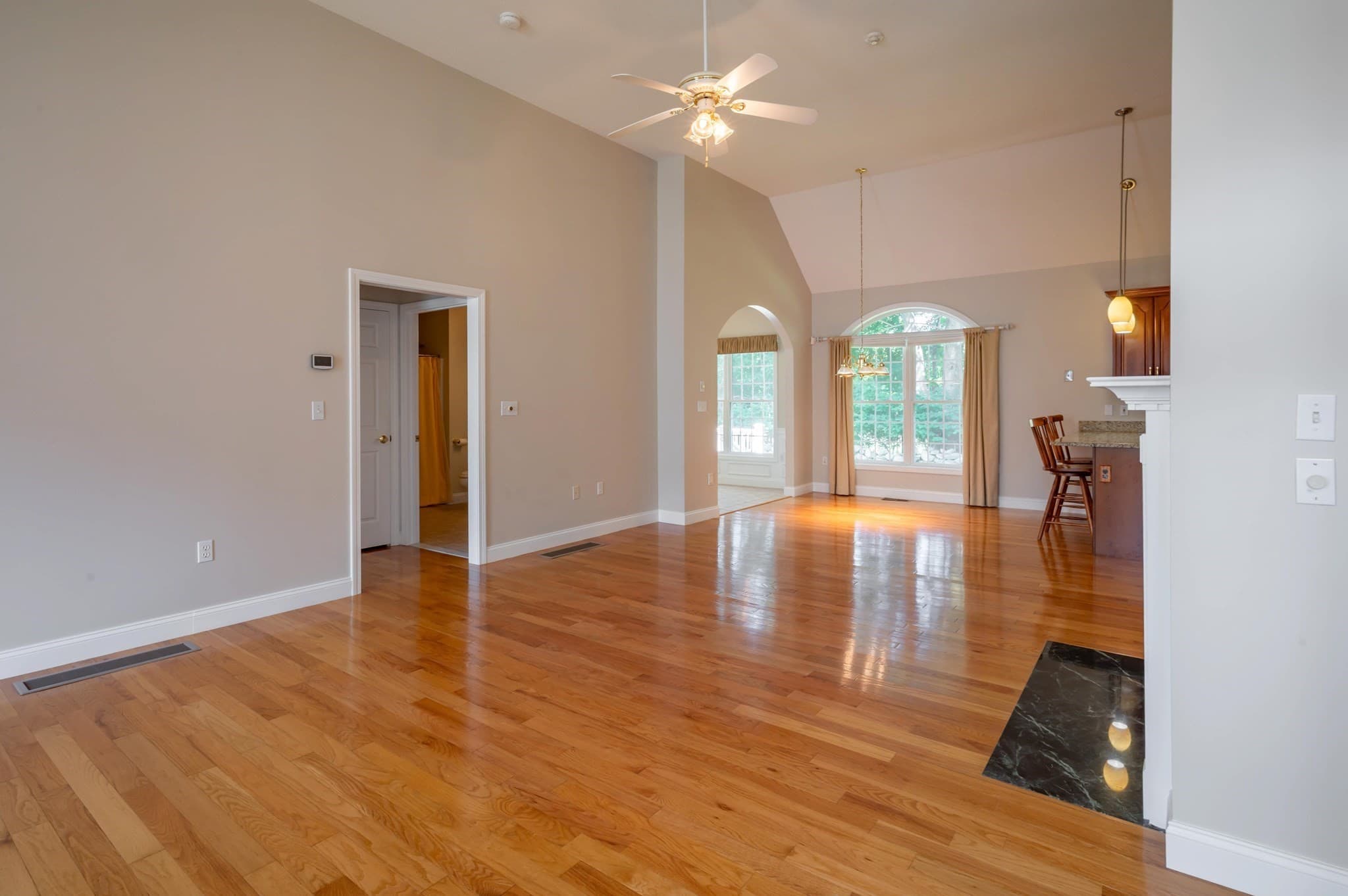 Condominium at 30 Holly Lane # 30, Dracut MA 01826, photo 3 of 42