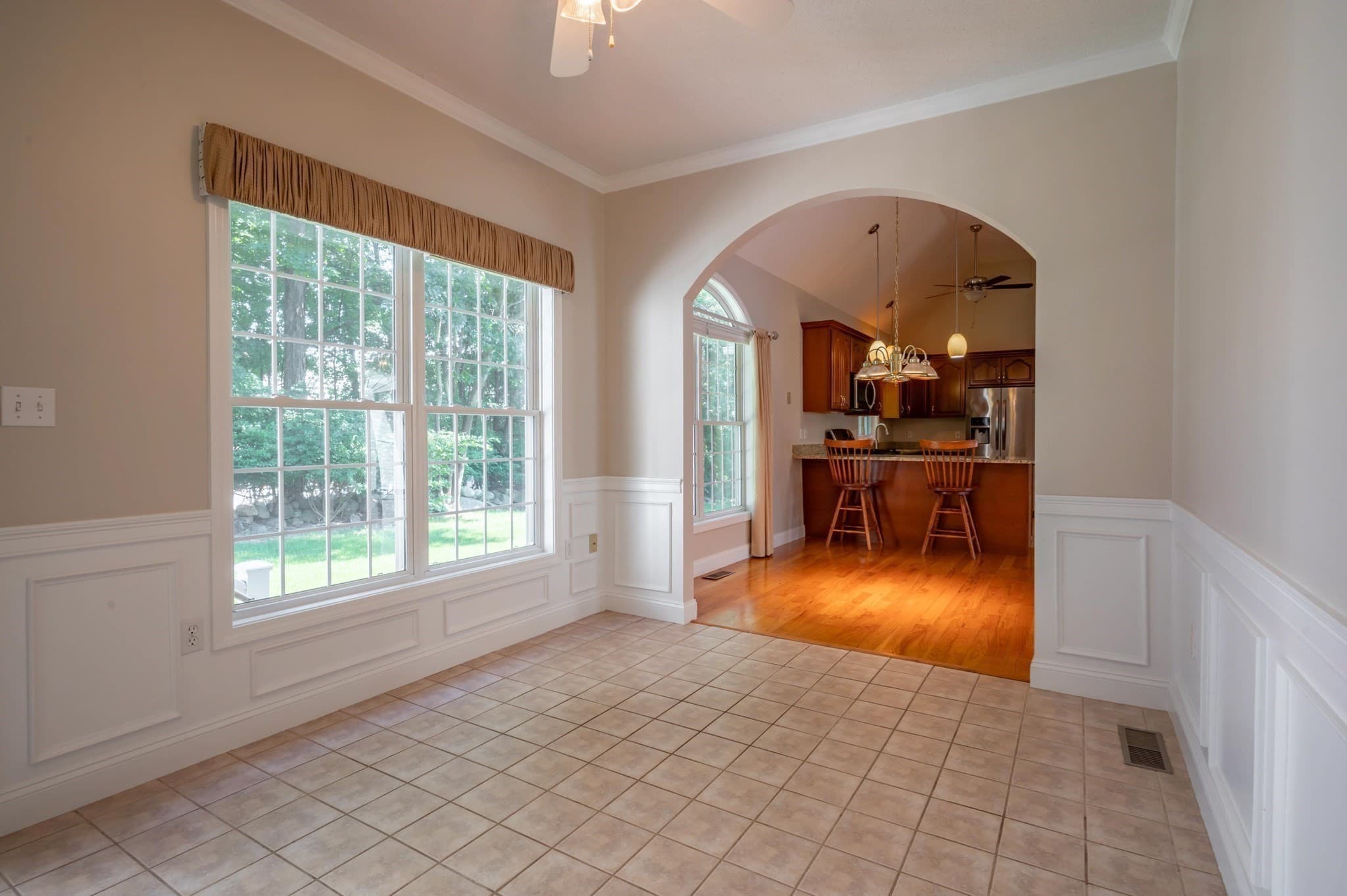 Condominium at 30 Holly Lane # 30, Dracut MA 01826, photo 15 of 42
