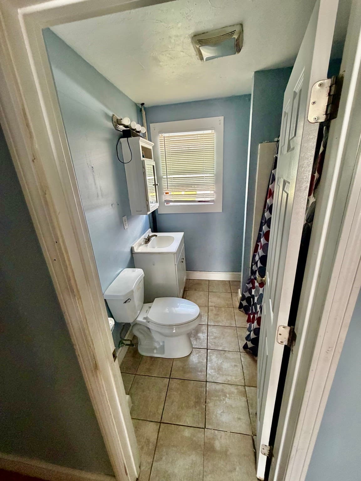 3 Family at 74 Ellis St, Brockton MA 02301, Brockton, photo 35 of 40