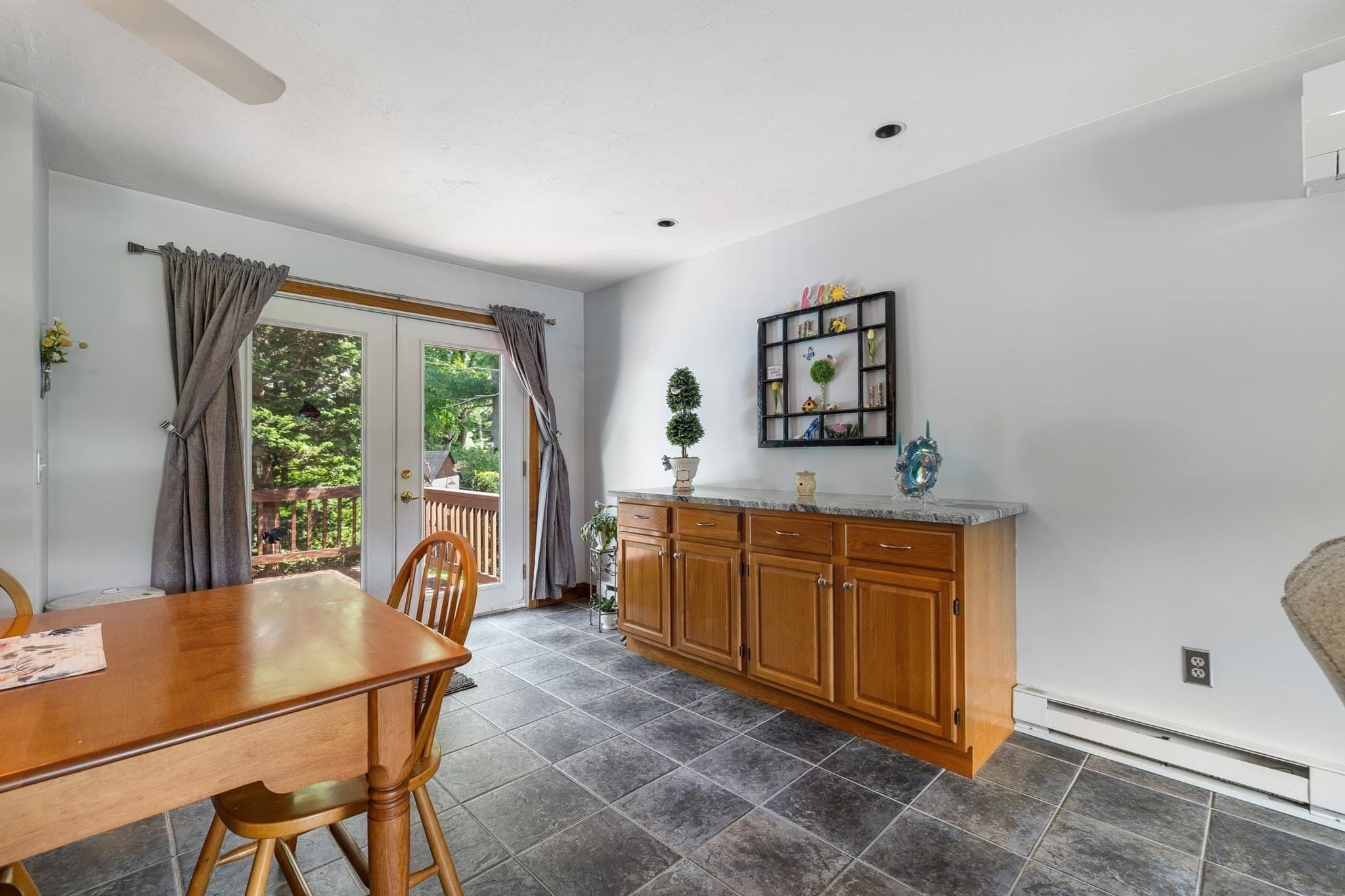Single Family Residence at 39 Elm St., Auburn MA 01501, Auburn, photo 13 of 42