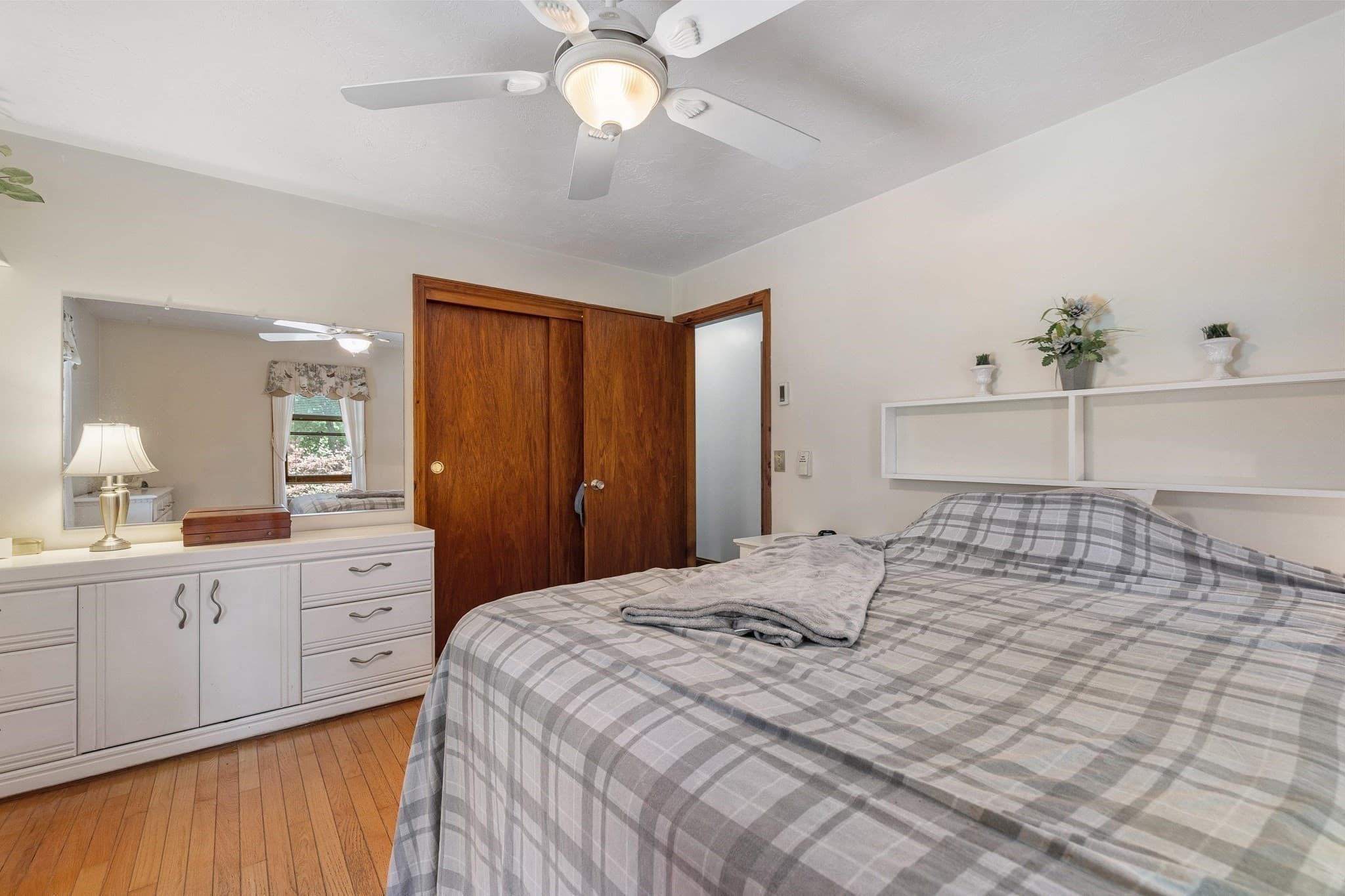 Single Family Residence at 39 Elm St., Auburn MA 01501, Auburn, photo 16 of 42
