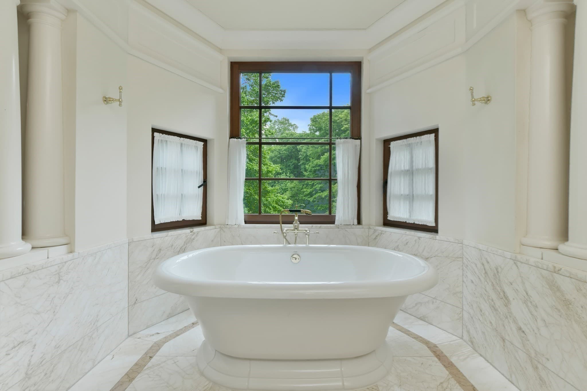 Single Family Residence at 15 Claridge Drive, Weston MA 02493, Weston, photo 27 of 41