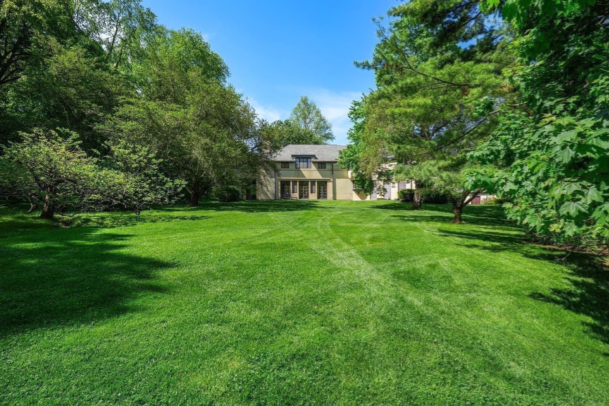 Single Family Residence at 15 Claridge Drive, Weston MA 02493, Weston, photo 6 of 41