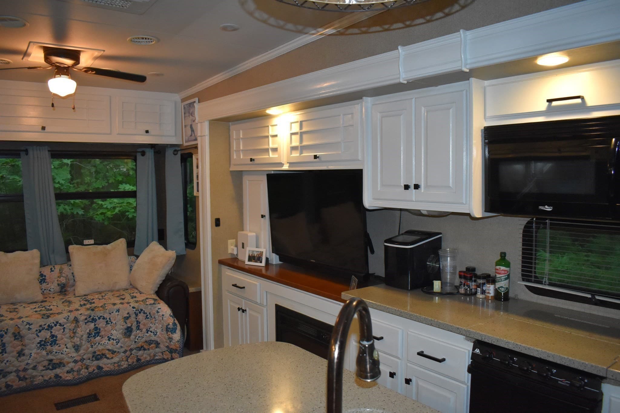 Mobile Home at 33-35 Wareham # 55, Carver MA 02330, photo 7 of 18