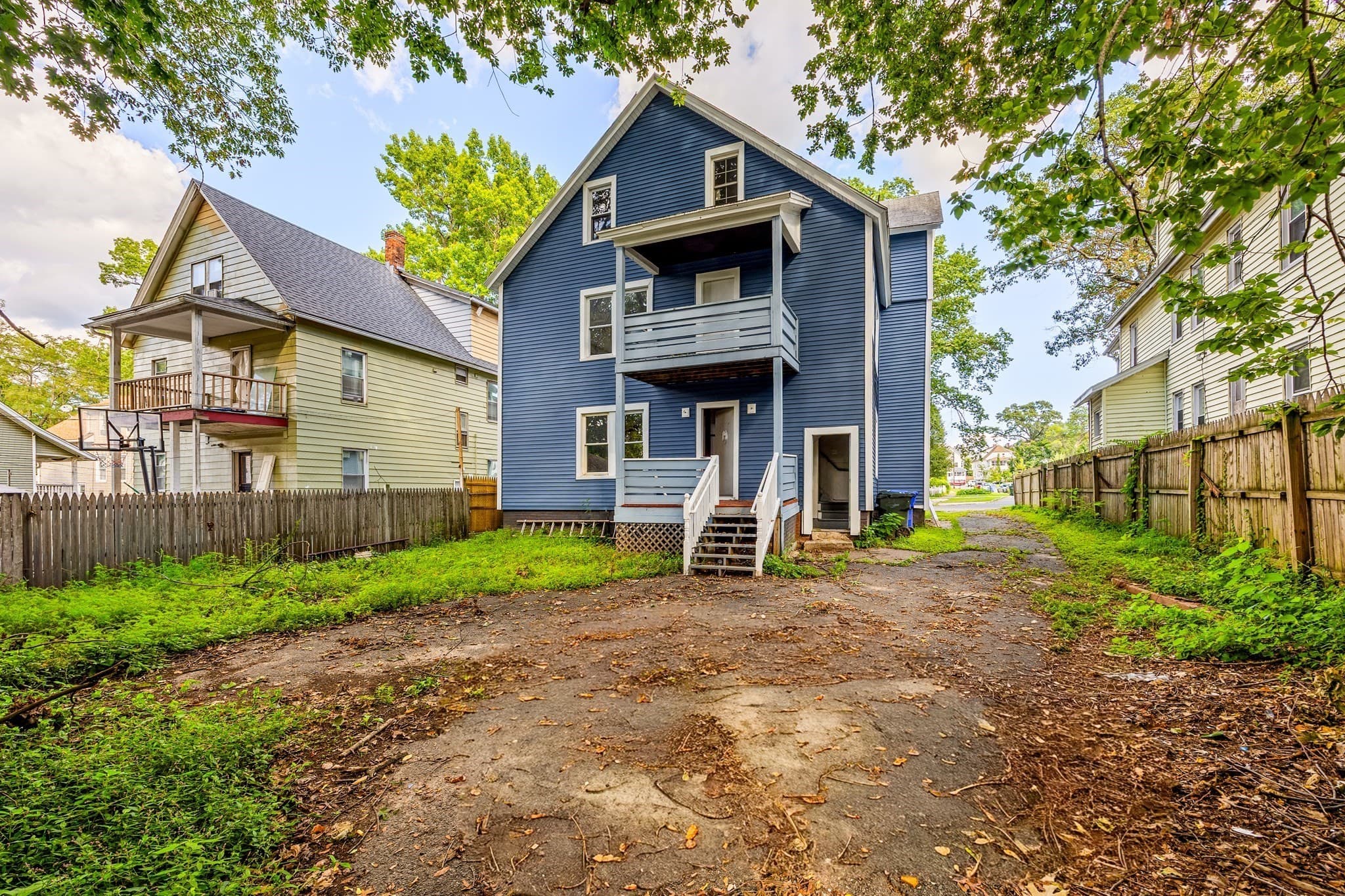 Multi Family at 172-174 Euclid Ave, Springfield MA 01108, Springfield, photo 2 of 34