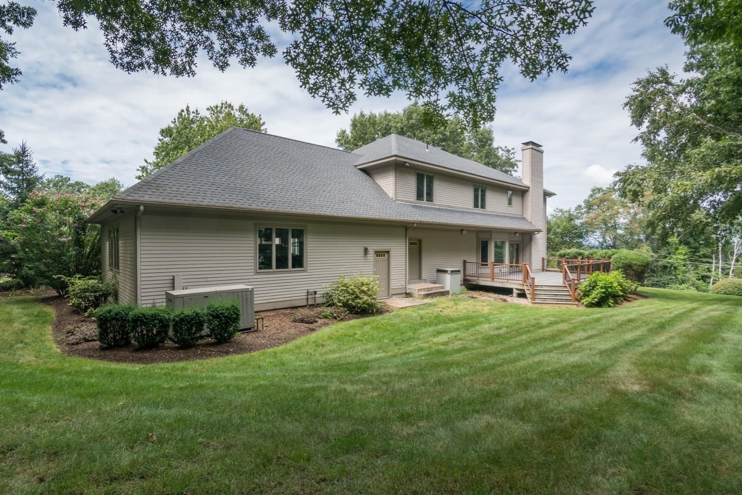 Single Family Residence at 82 Mountain View Dr., Belchertown MA 01007, photo 8 of 42