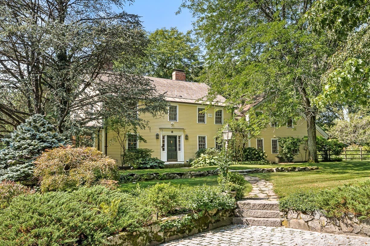 151 Oakland Street, Wellesley MA 02481