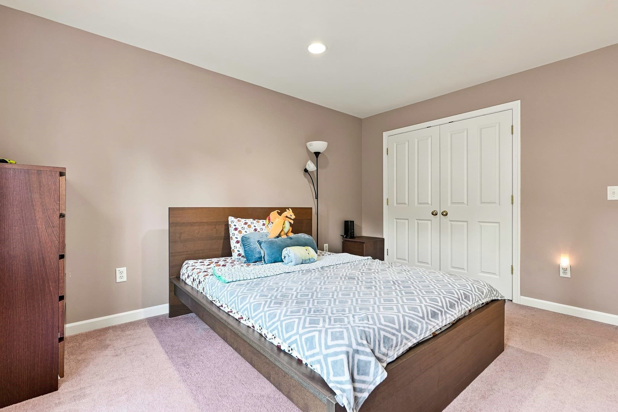 Condominium at 18 Daffodil Ct # 18, Grafton MA 01560, Grafton, photo 27 of 40