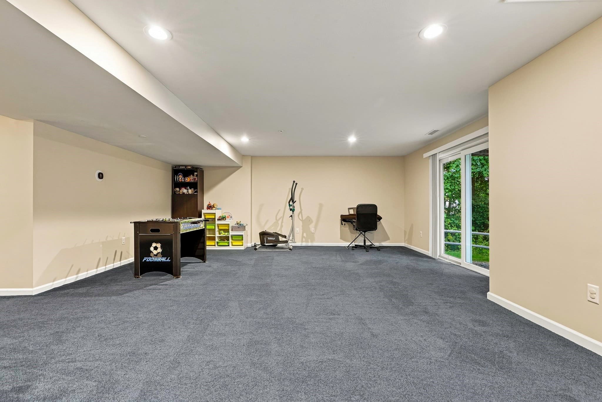 Condominium at 18 Daffodil Ct # 18, Grafton MA 01560, Grafton, photo 32 of 40