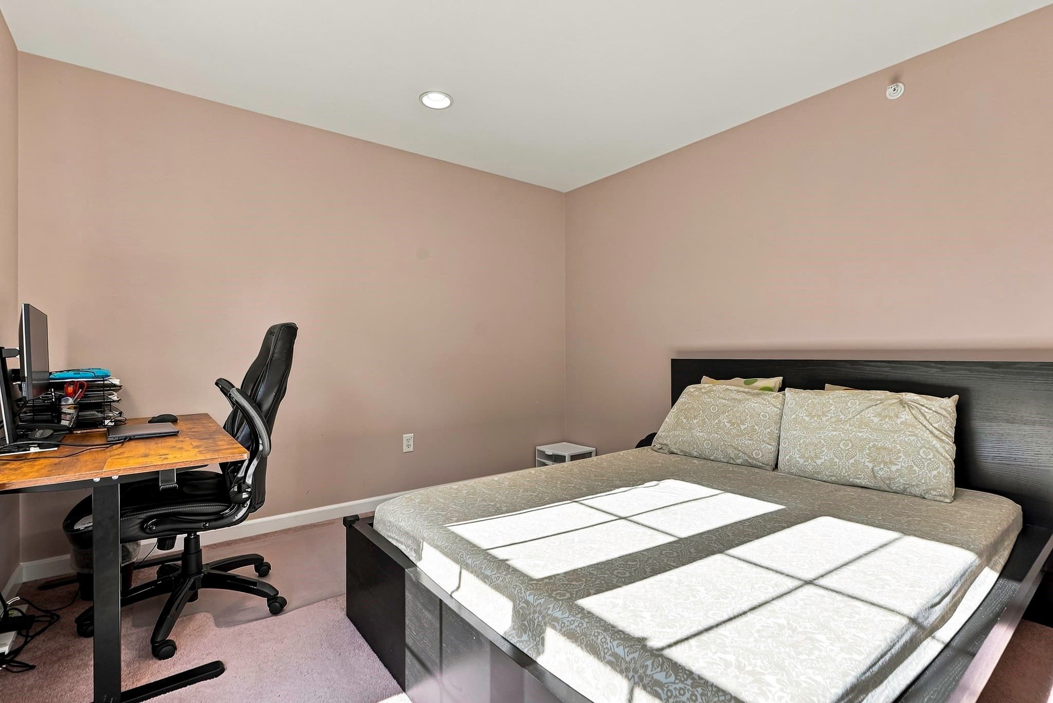 Condominium at 18 Daffodil Ct # 18, Grafton MA 01560, Grafton, photo 28 of 40