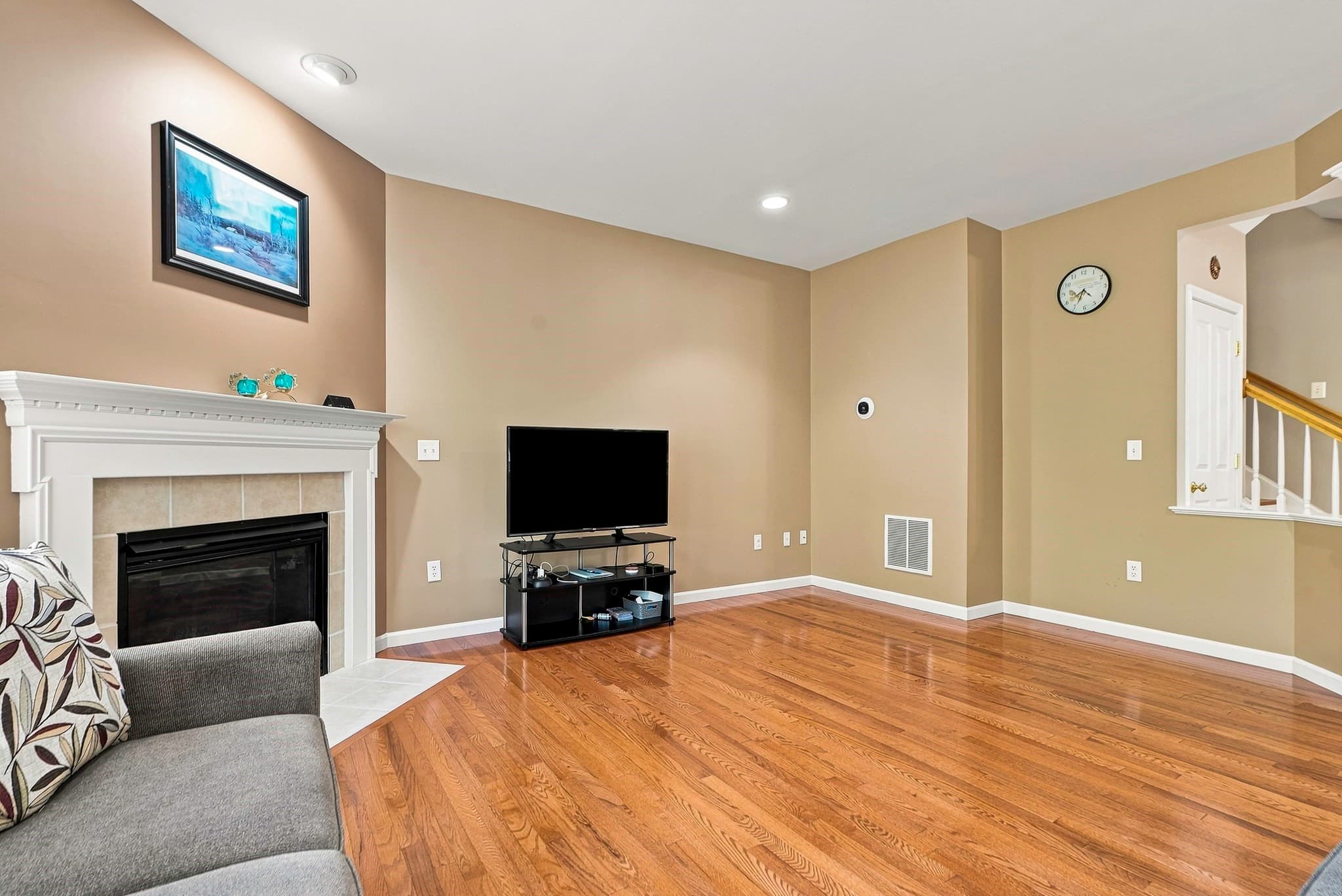 Condominium at 18 Daffodil Ct # 18, Grafton MA 01560, Grafton, photo 5 of 40