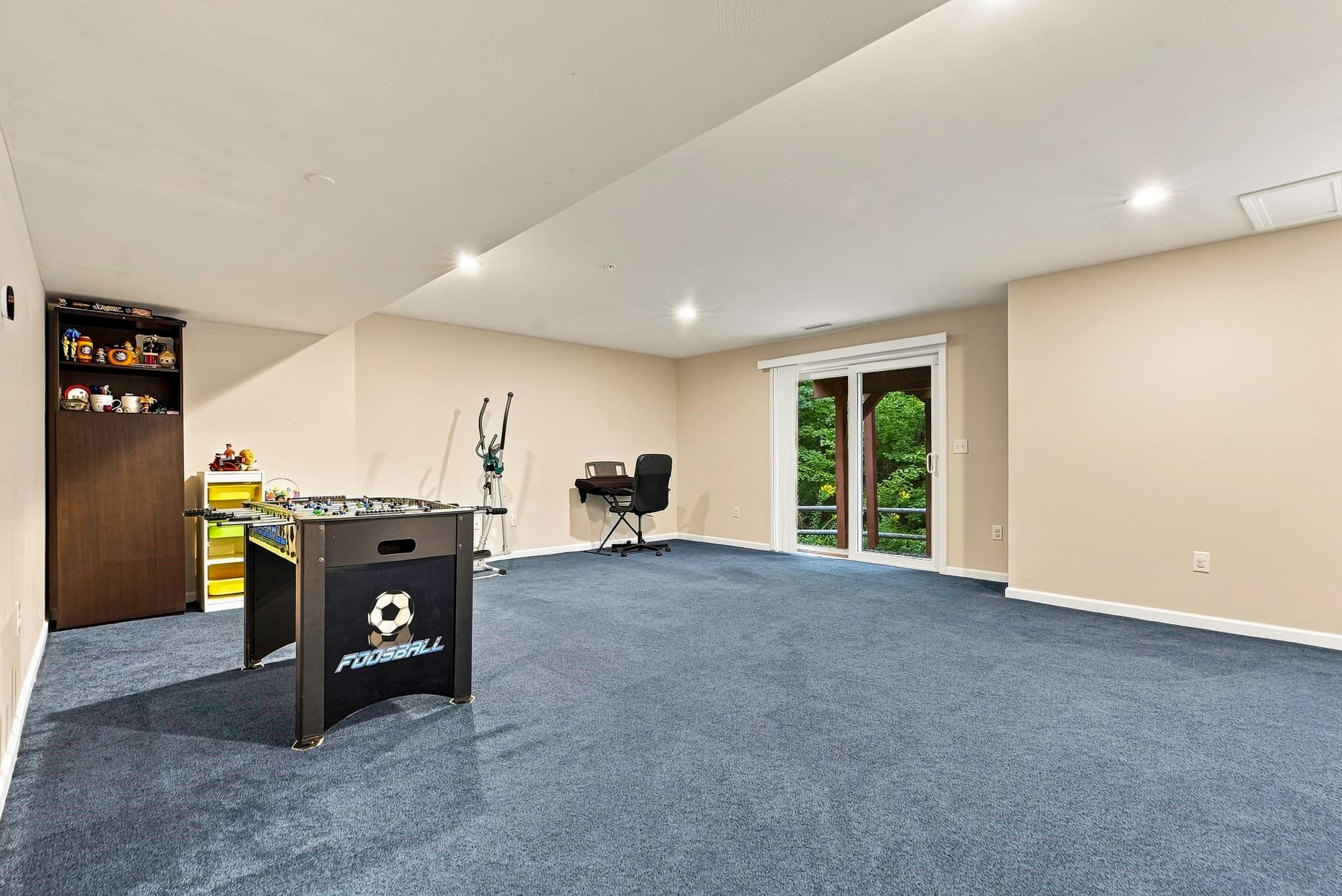 Condominium at 18 Daffodil Ct # 18, Grafton MA 01560, Grafton, photo 31 of 40