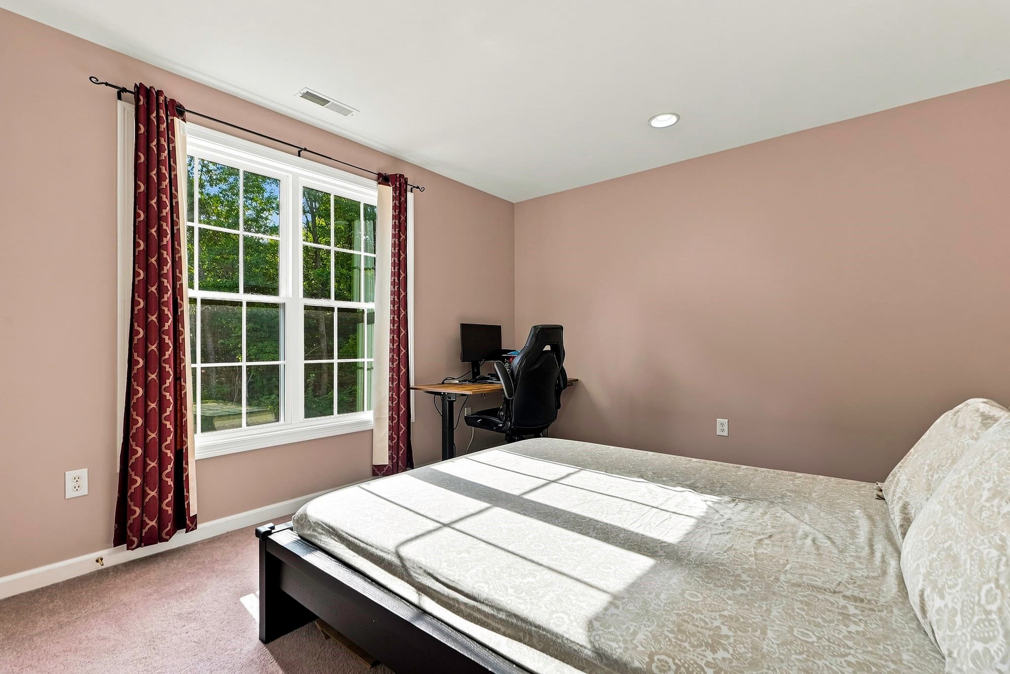 Condominium at 18 Daffodil Ct # 18, Grafton MA 01560, Grafton, photo 29 of 40