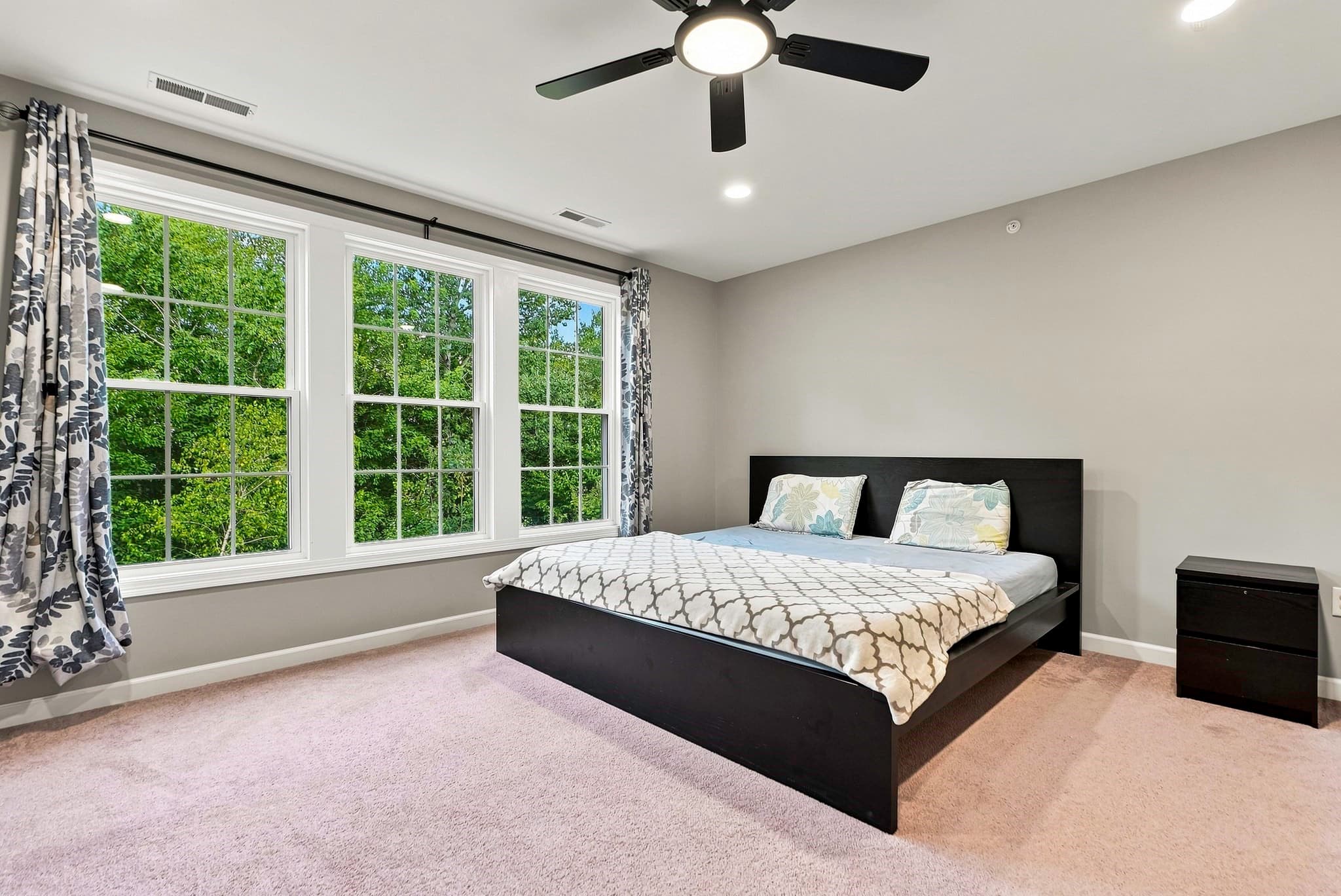 Condominium at 18 Daffodil Ct # 18, Grafton MA 01560, Grafton, photo 21 of 40