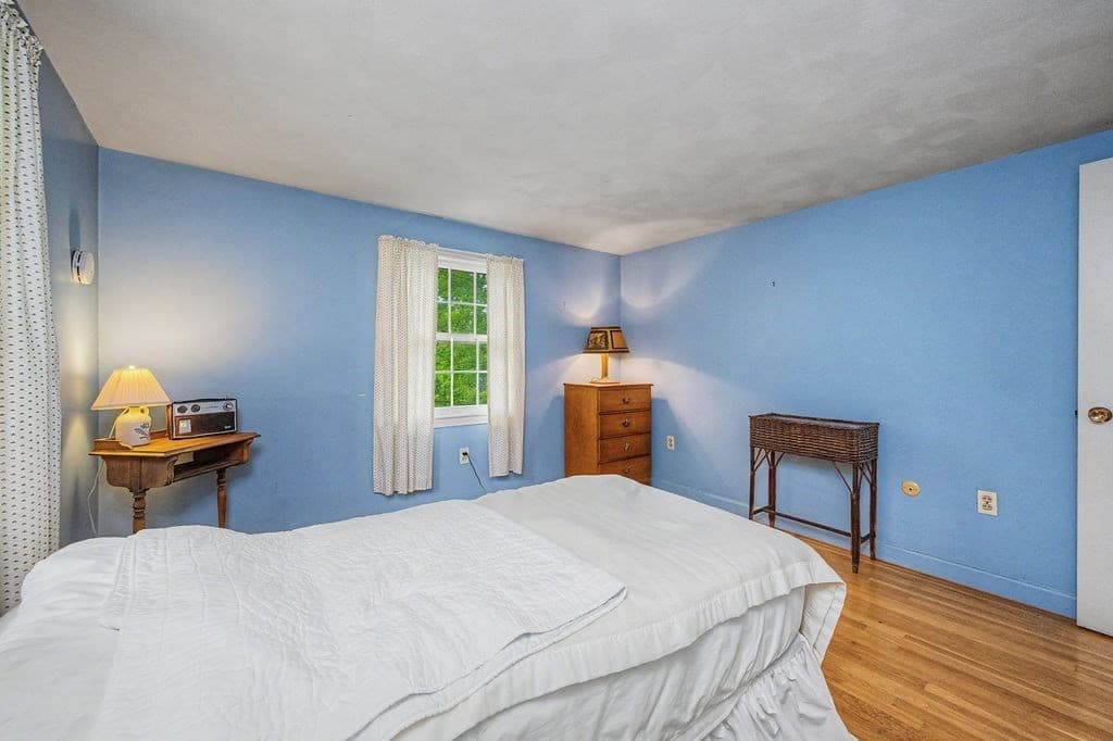 Single Family Residence at 8 Sullivan Avenue, Salem NH 03079, Salem, photo 24 of 41