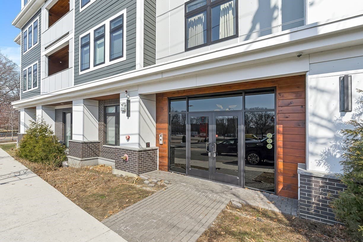 Condominium at 395 Alewife Brook Parkway # 3H, Somerville MA 02144, Somerville, photo 20 of 22