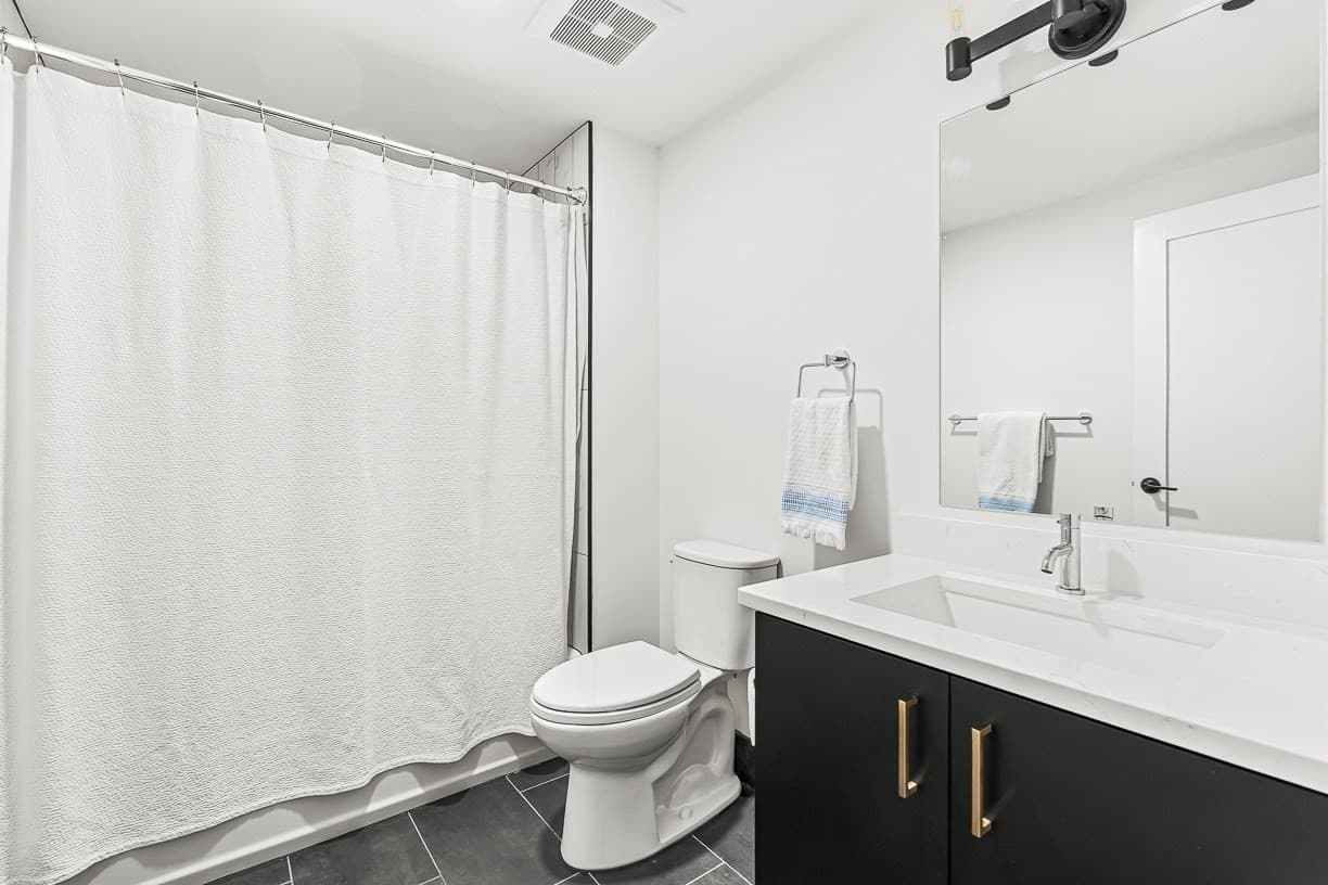 Condominium at 395 Alewife Brook Parkway # 3H, Somerville MA 02144, Somerville, photo 14 of 22